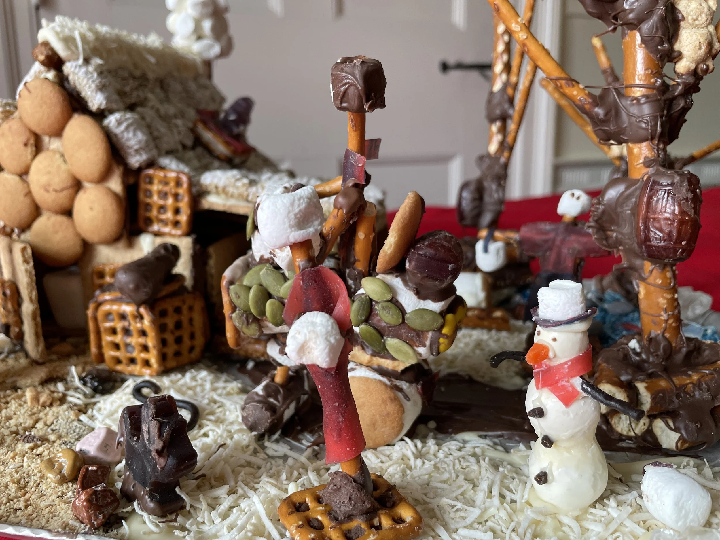 4-H Critter Creek Gingerbread 2022 05.JPG