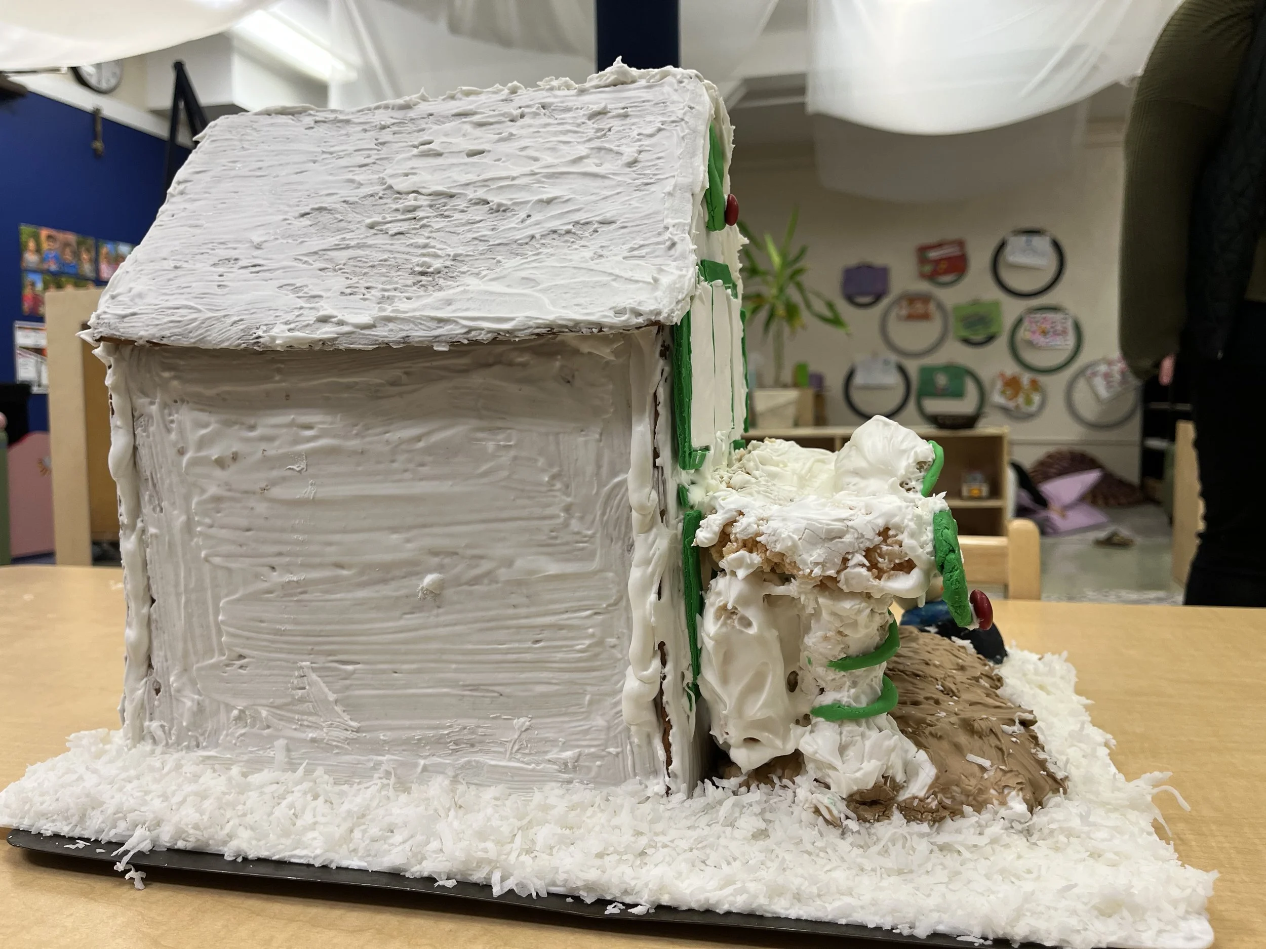 Brianna Heller Gingerbread 2022 03.jpeg