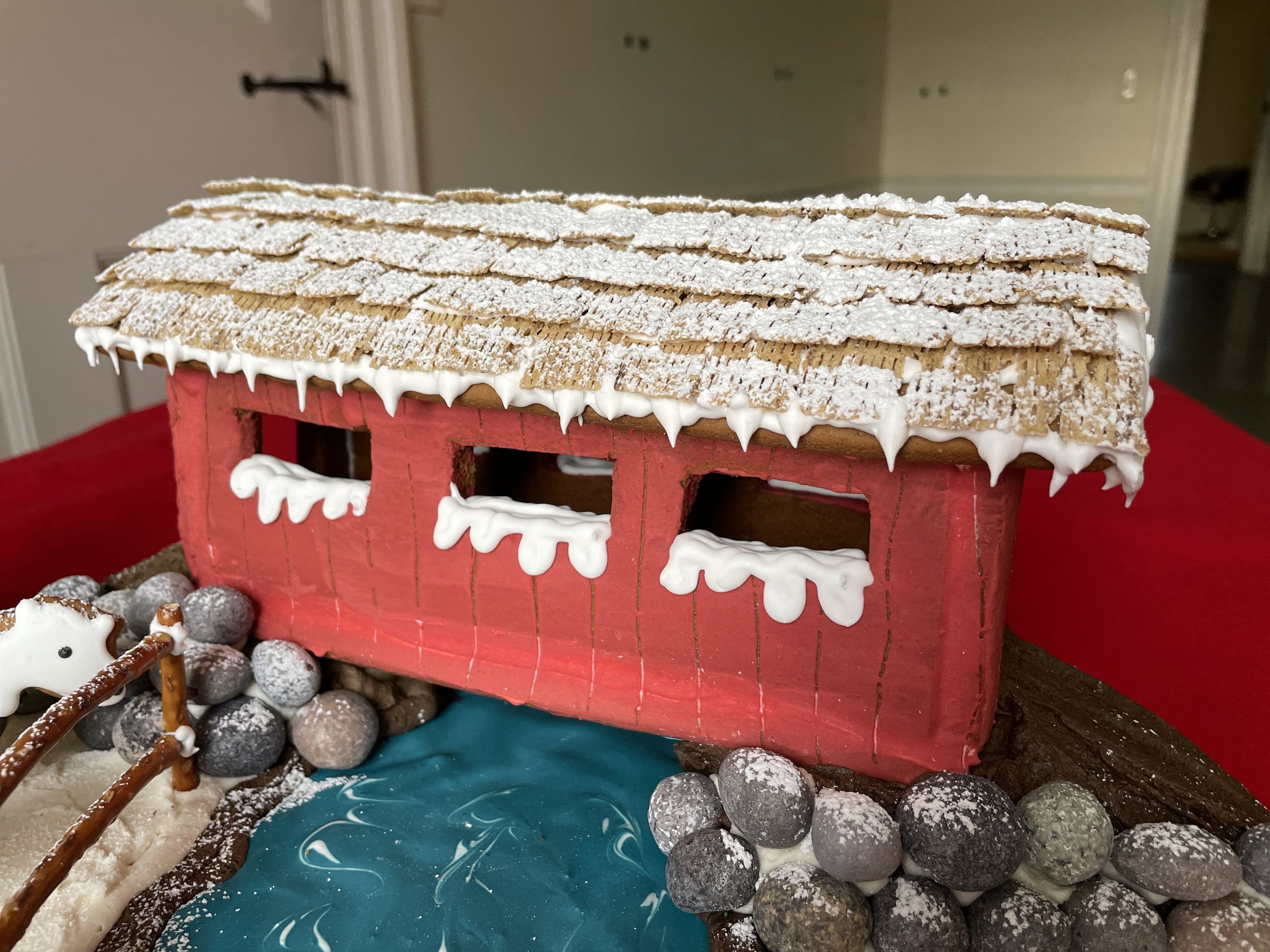 Erin Hurlburt Gingerbread 2022 00003.JPG