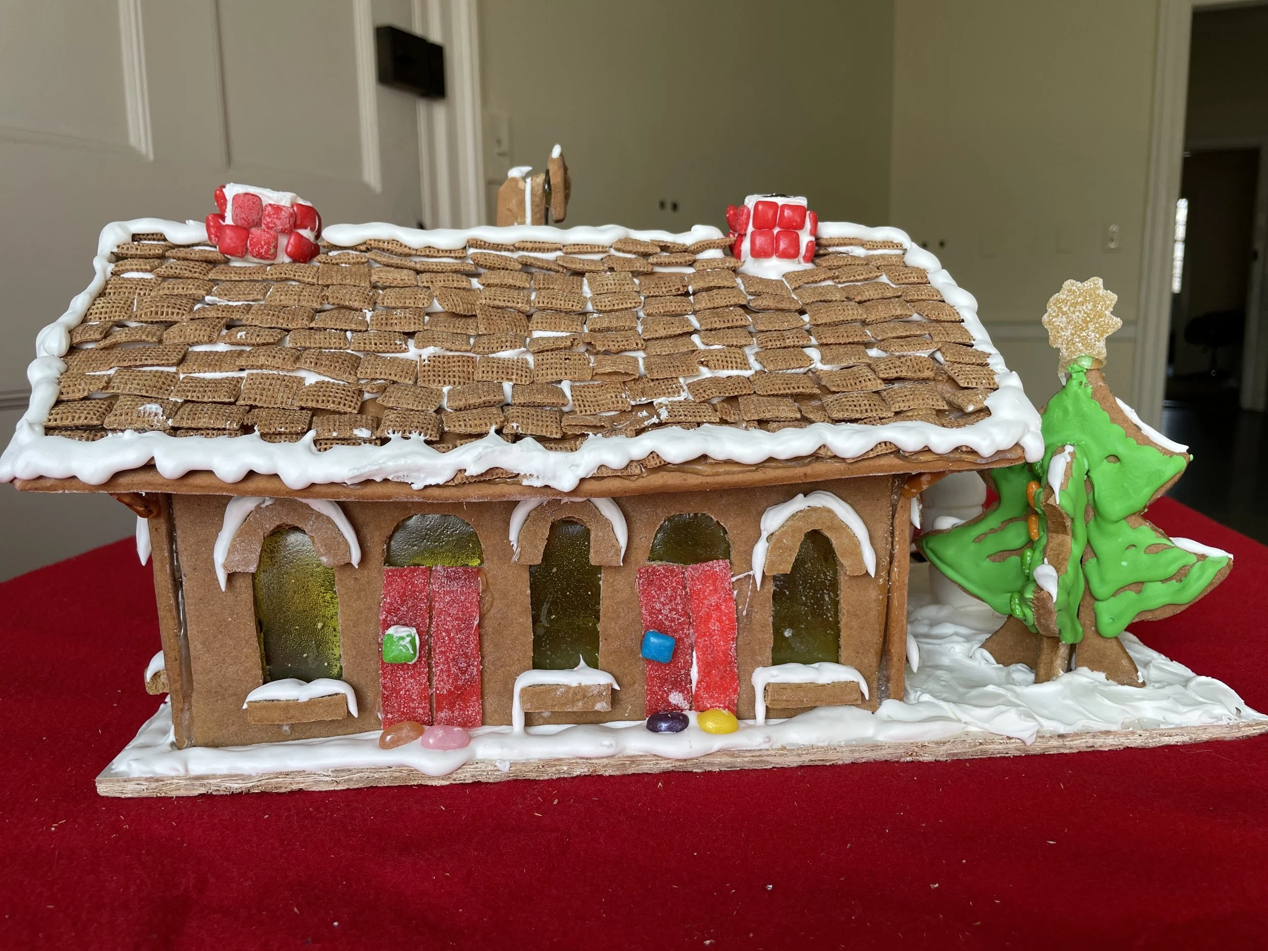 Phoebe Downs Gingerbread 2022 00005.JPG