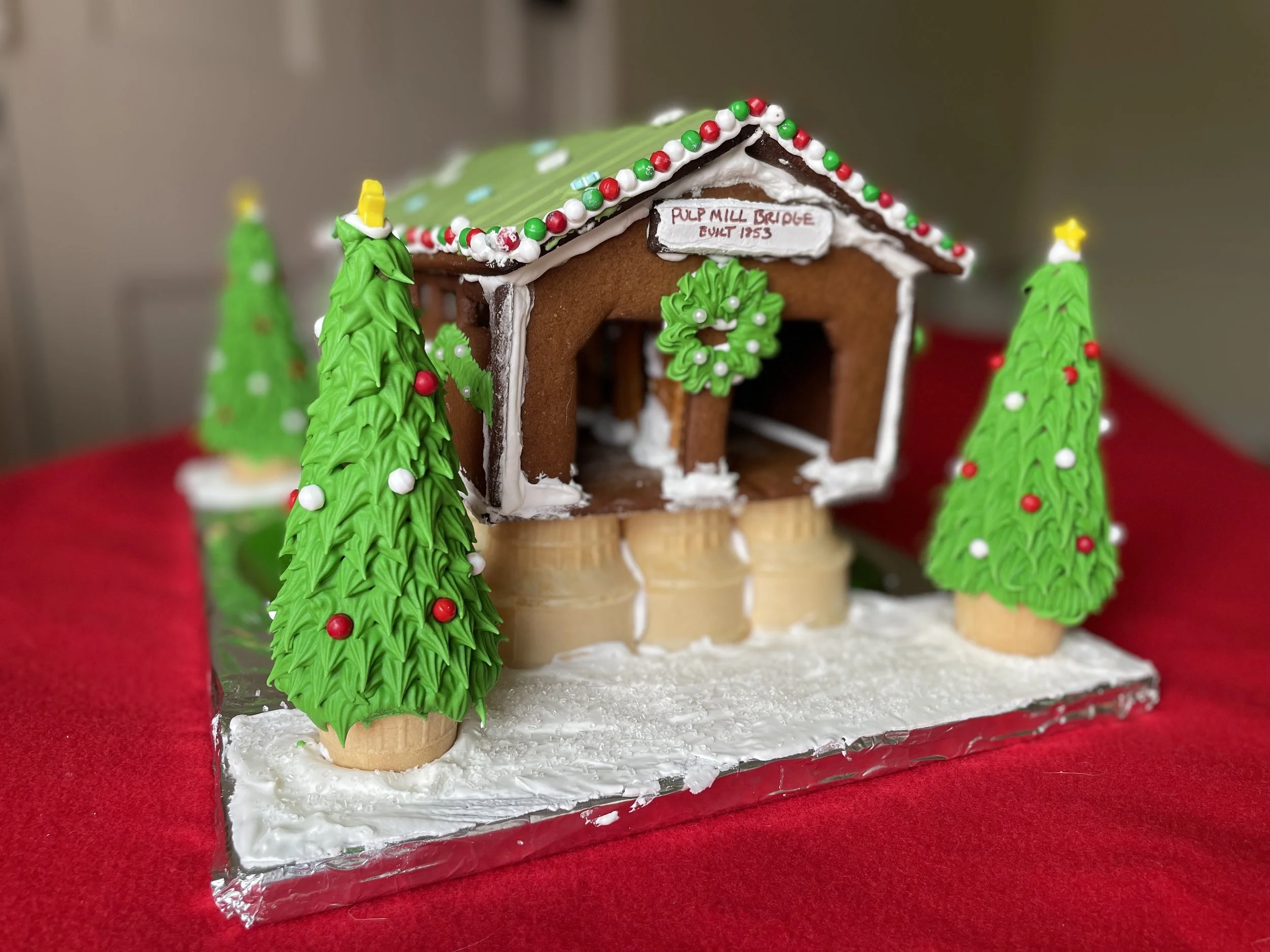 Becka and Heather Seeley Gingerbread 2022 00003.jpg