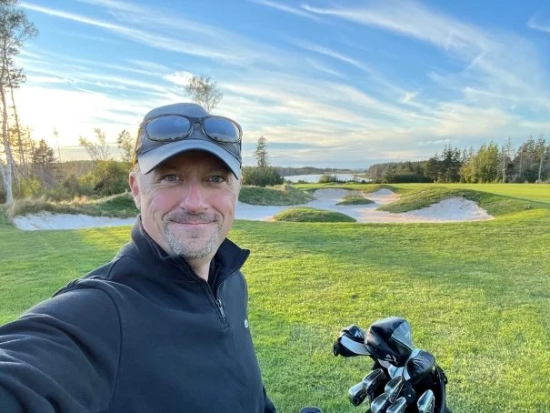  SimCaddy is a bespoke golf simulator company founded by Tom Murray, CTS , a passionate golfer and commercial audiovisual professional. 