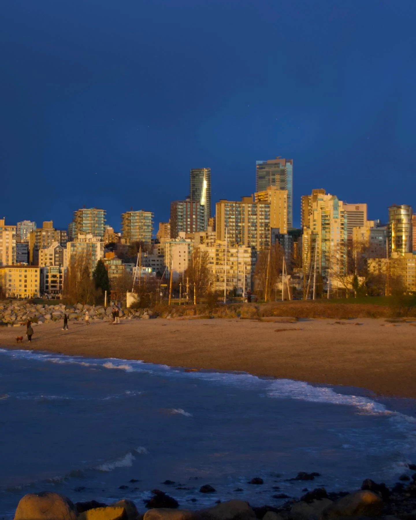 Earth Day is the perfect opportunity to remember what we take action for 🌊 Thank you to our incredible community who always come out and help us protect what we love.

We&rsquo;re celebrating Earth Day with our first clean up of the season at Hadden