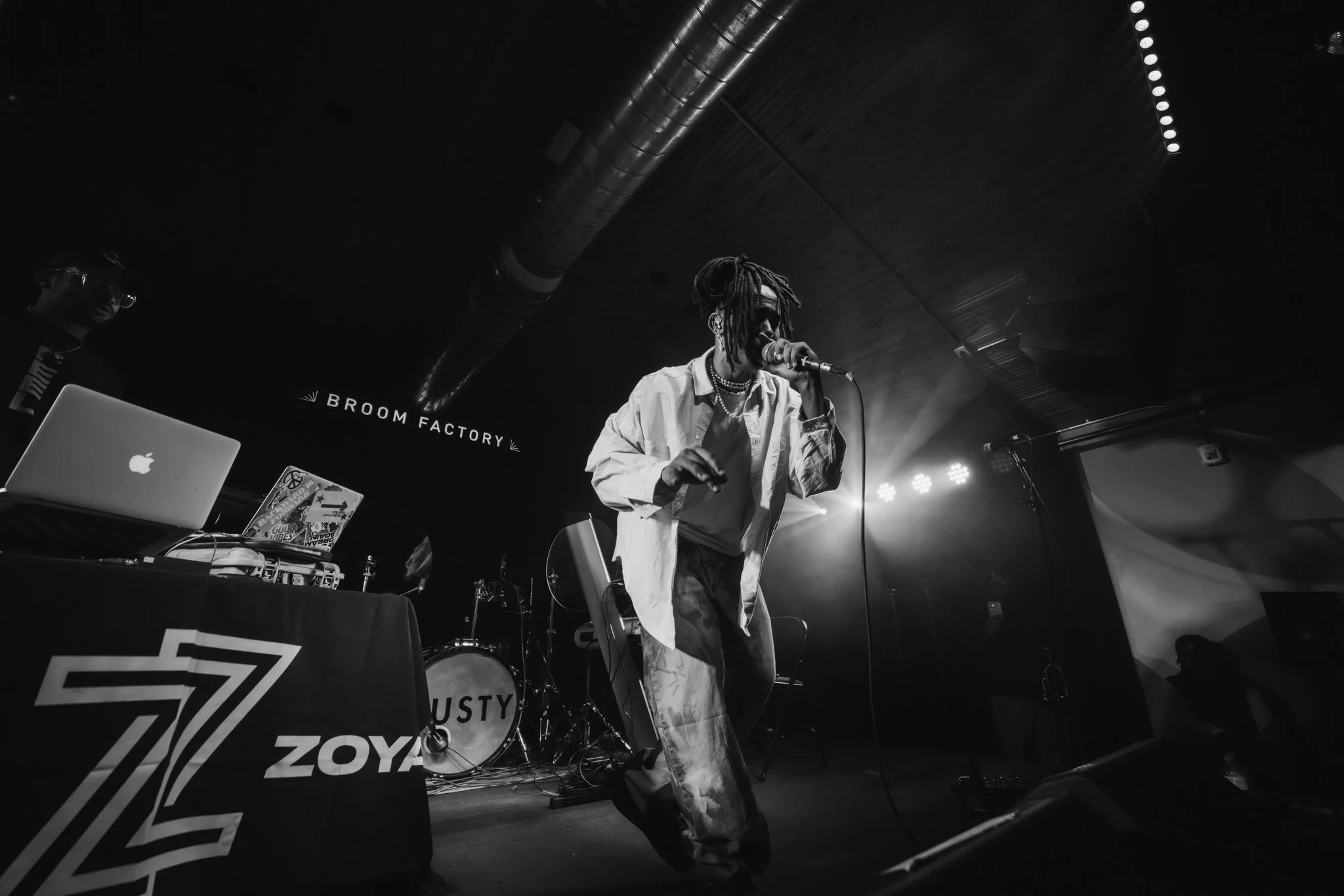 ZACH ZOYA
