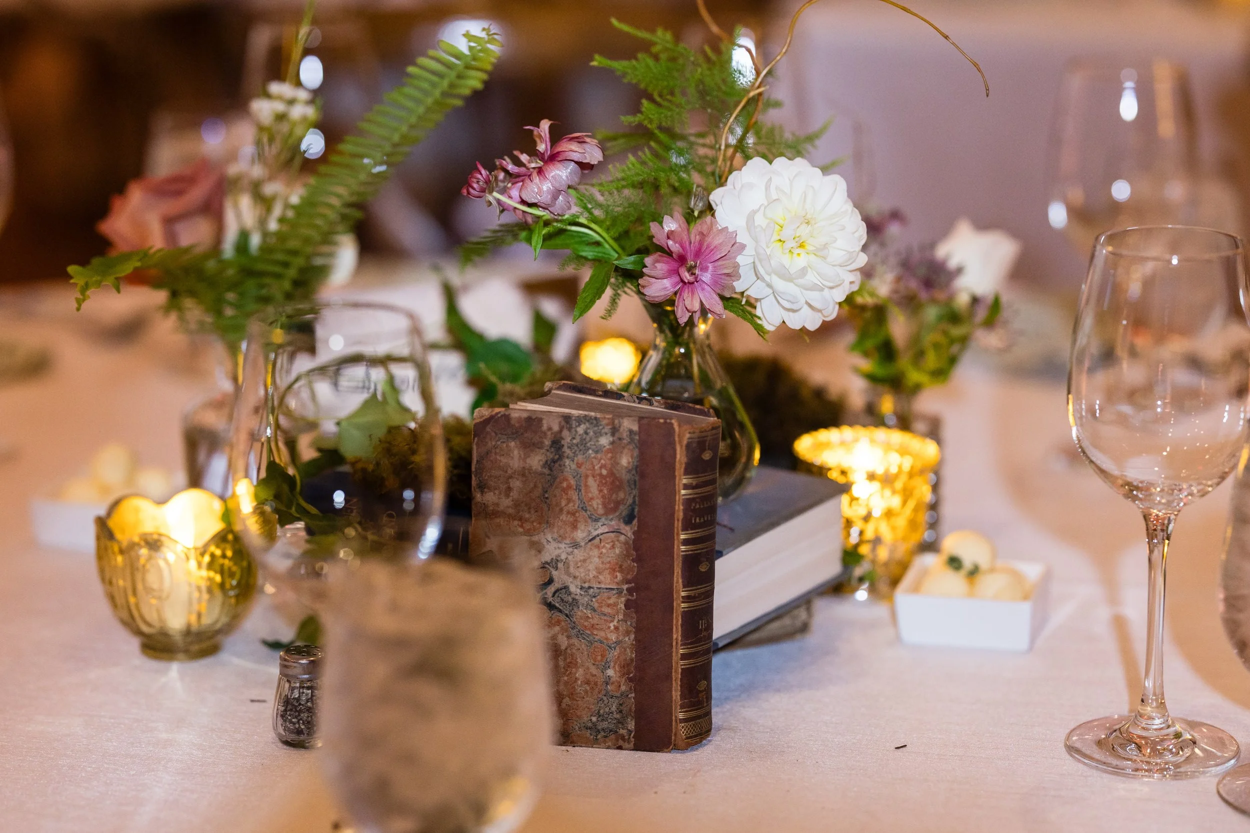 Boston Athenaeum Wedding Devine Reith Photography-837.jpg