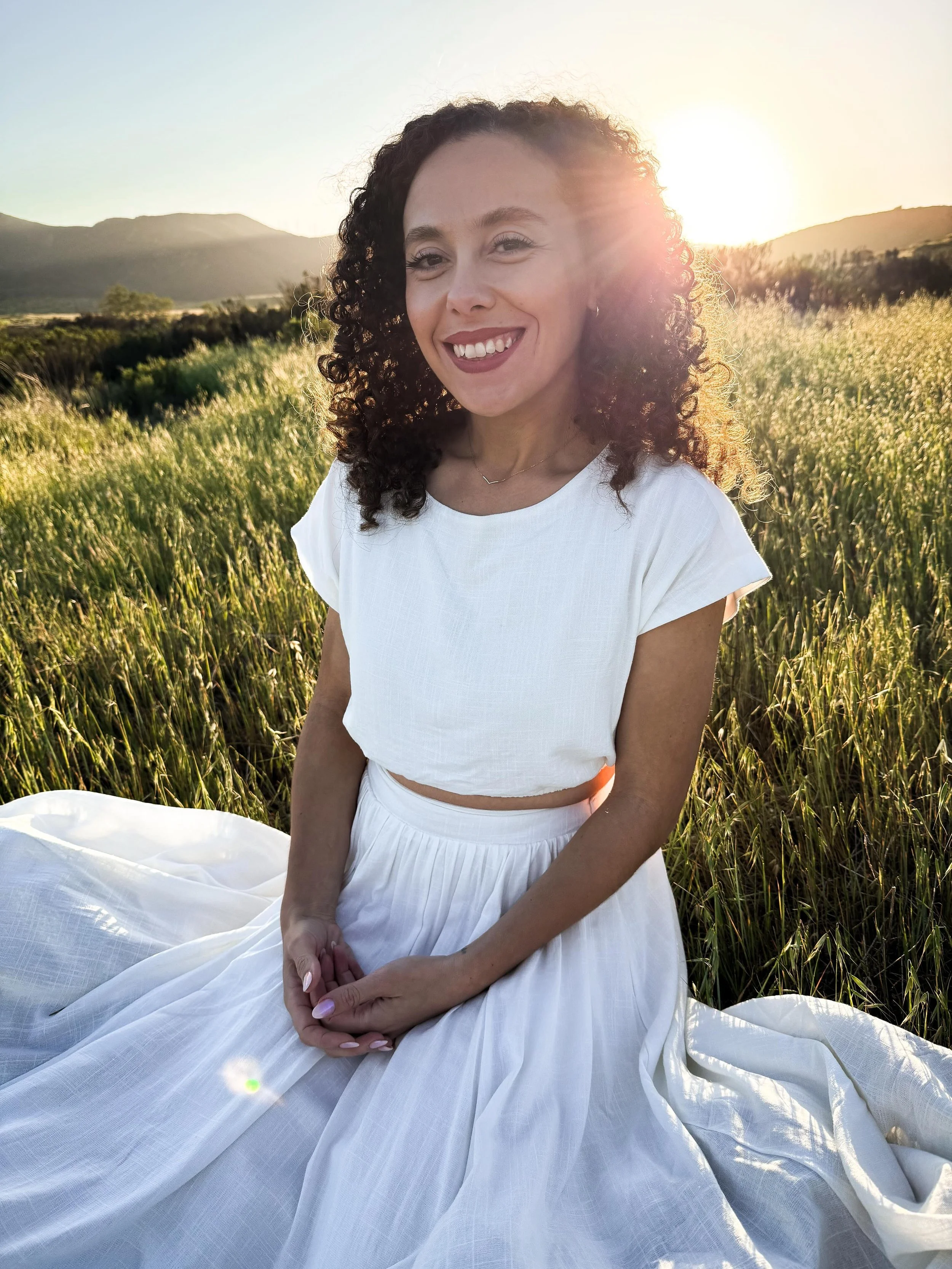 There&rsquo;s something that happens when you finally feel seen clearly.

Just&hellip; seen for who you truly are without any judgment or criticism.

Because a lot of the time, the reason you feel stuck isn&rsquo;t because the guidance isn&rsquo;t th