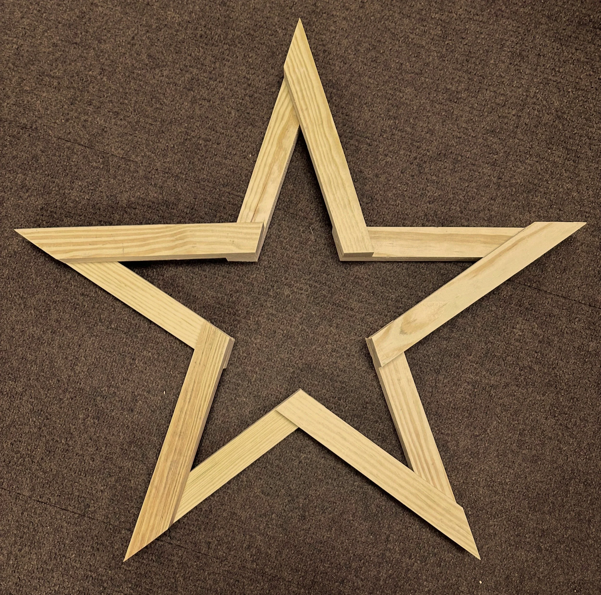 Wood star - 26" x 26"