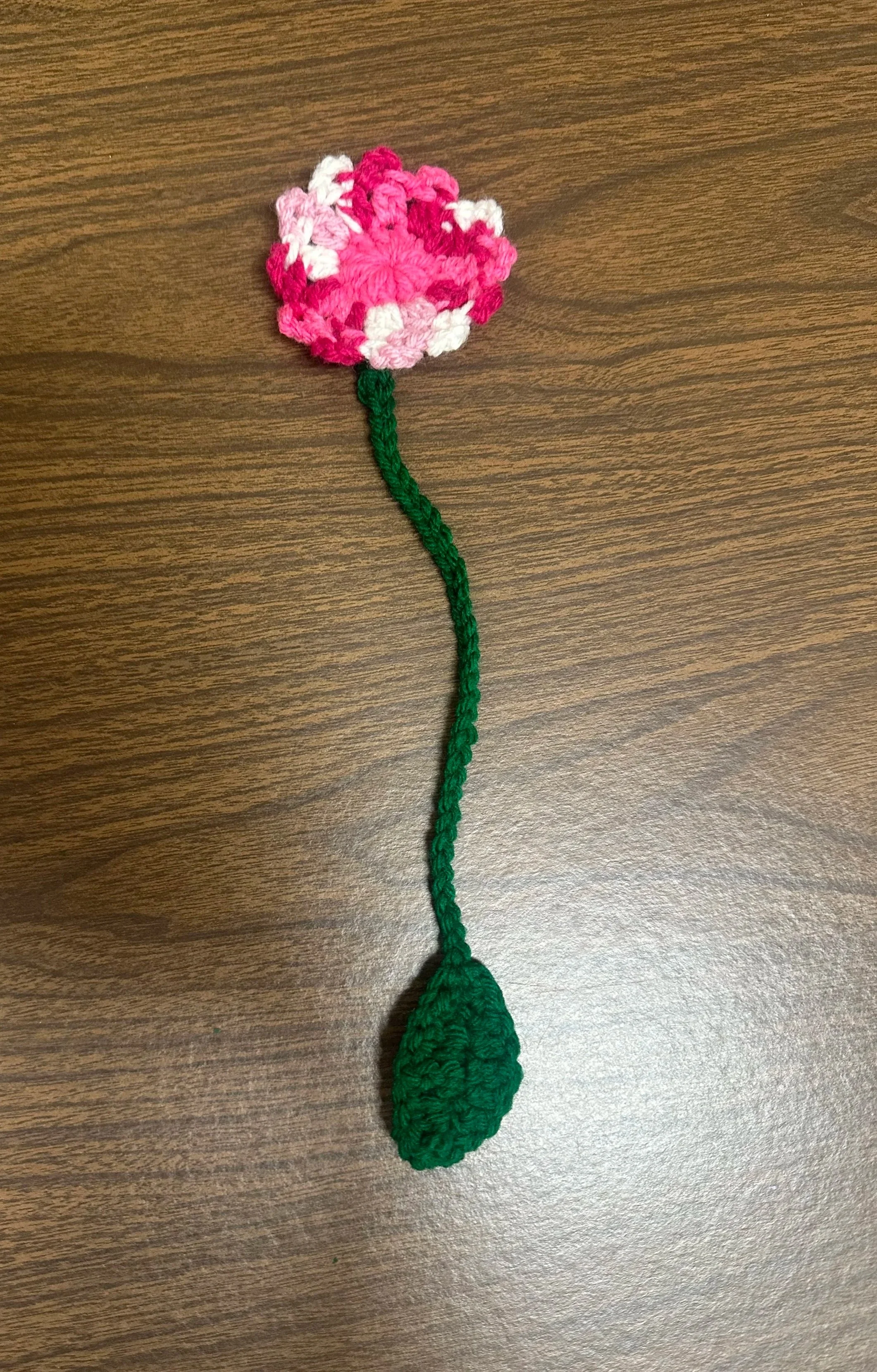 Crochet flower bookmark