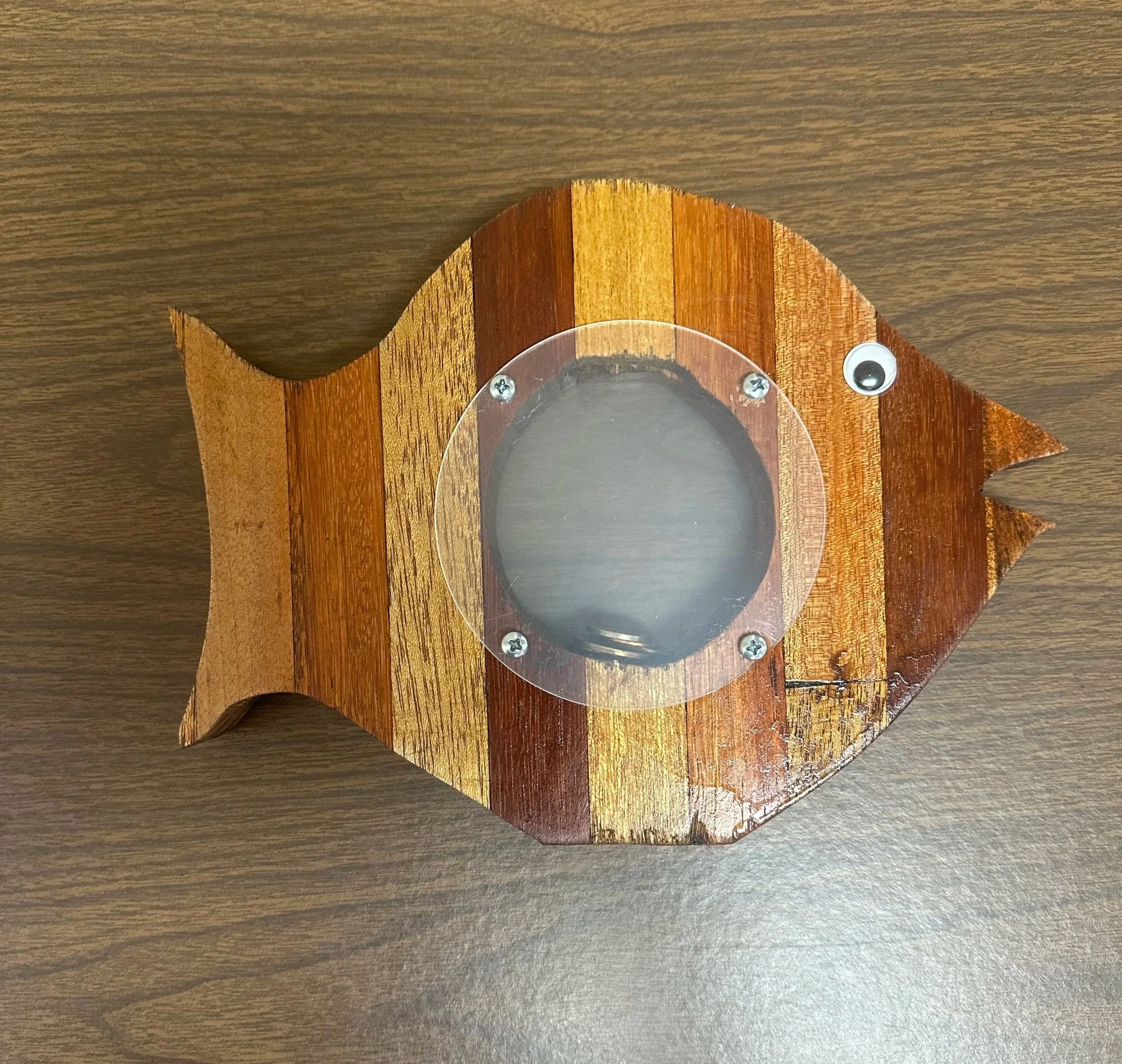 Wooden fish bank