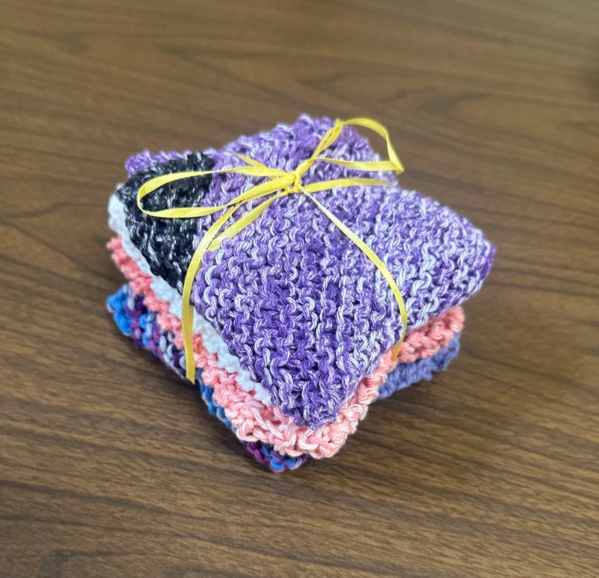 Set of knit dish cloths