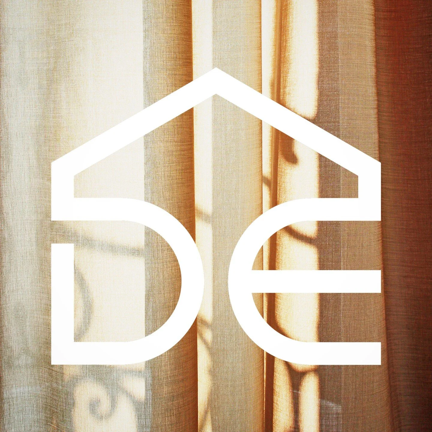 DAVID EDWARD Architects is officially launched on Instagram. We will be pulling back the curtain on some of our beautiful projects and celebrating the best of British architecture.

#firstposts #architecture #design #logodesigns #archilovers #buildin