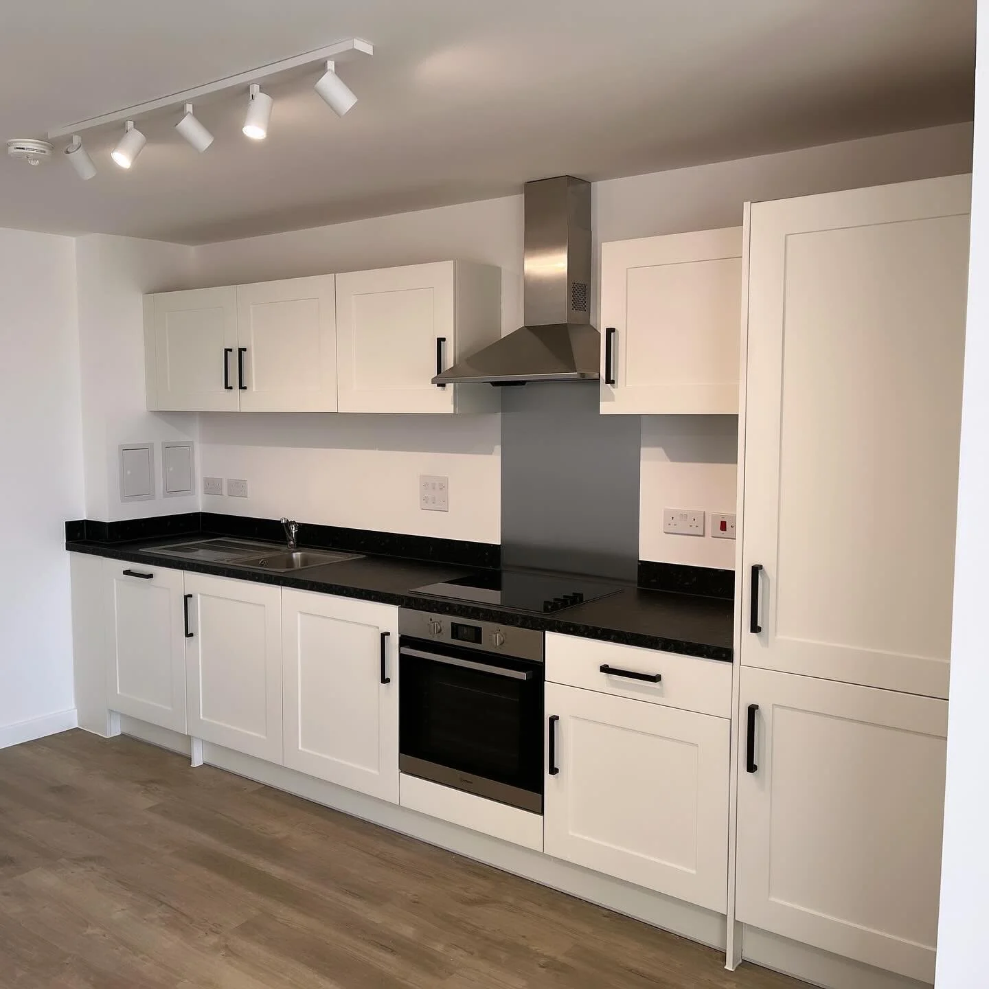 Modern Apartment Interior Fit-out #interiordesign #kitchendesign #spotlights #curtaindesign #cupboards