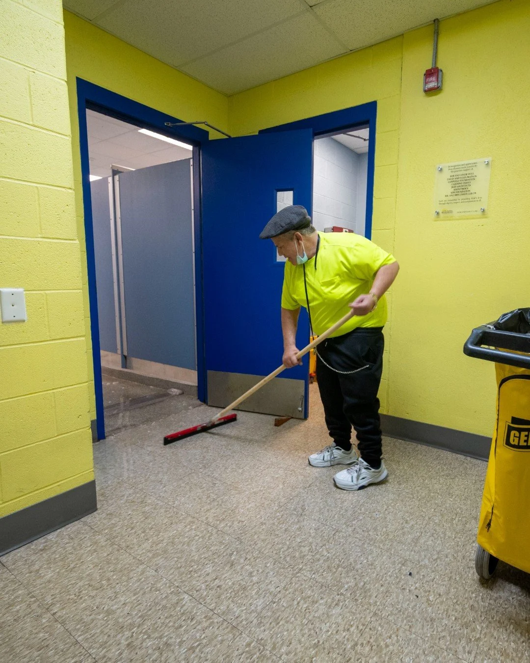 A job can change everything.

Through our partnership with First Step Staffing, Philly House helps connect men to meaningful employment, opening doors to stability, independence, and a fresh start.

Focused on those overcoming the toughest barriers, 