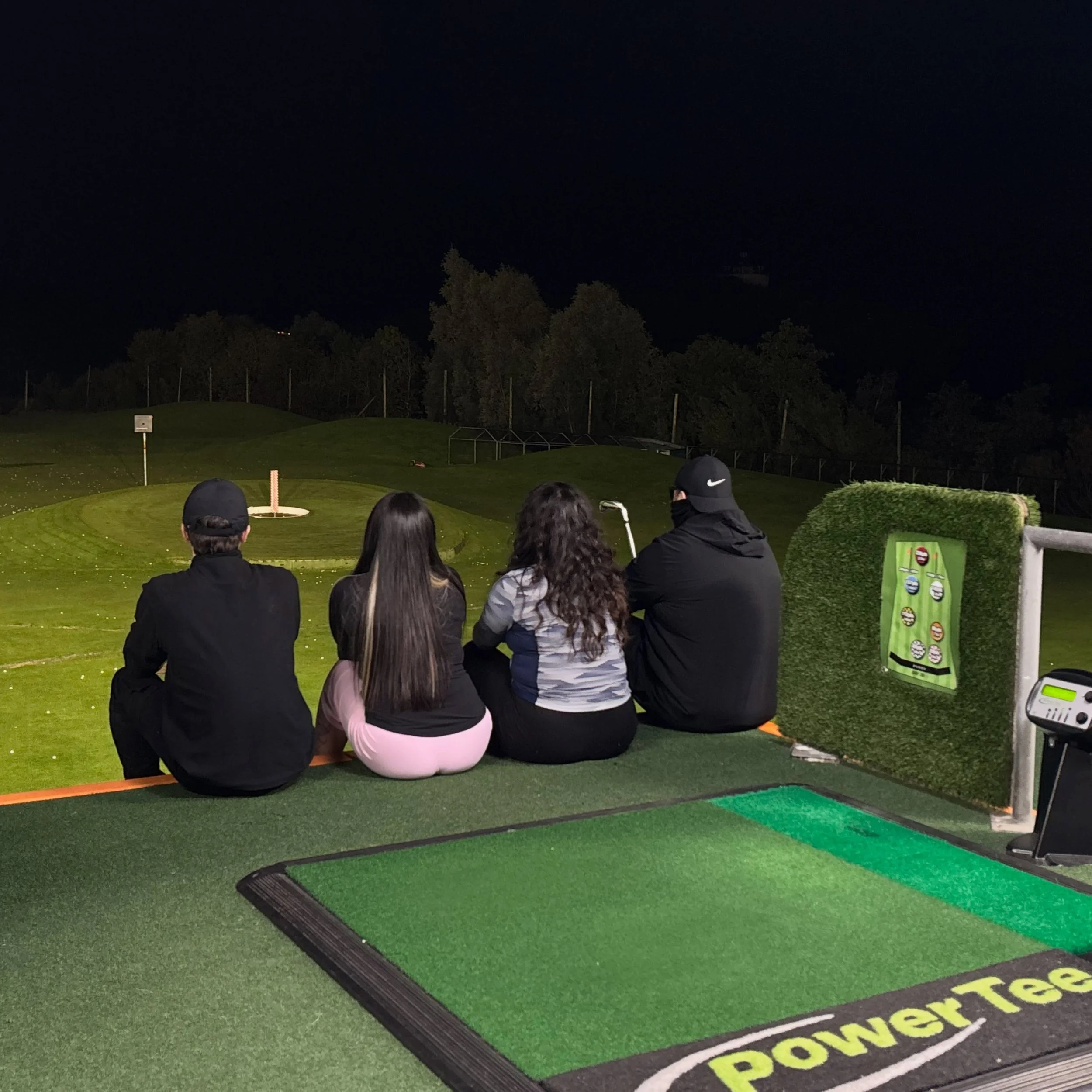 Have you seen our Super Scary Halloween Trailer? Here&rsquo;s some behind the scenes of the filming🎃🎬

#golf #halloween #drivingrange #glasgow #golfvideo