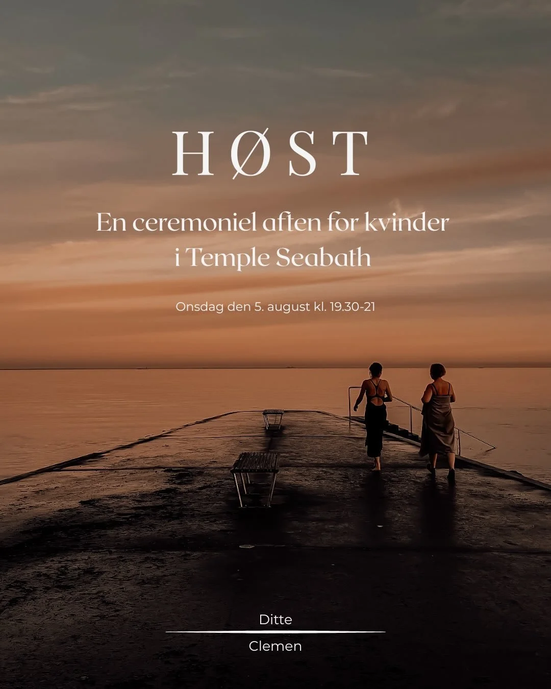 Med havet foran os og stranden bagved samles vi i cirkel og &aelig;rer naturens rytme. Genfortryller forbindelsen til naturen og den helhed, vi er en del af. 

Vi bev&aelig;ger os med livets rytmer gennem somatisk yoga, dans, &aring;ndedr&aelig;t, me