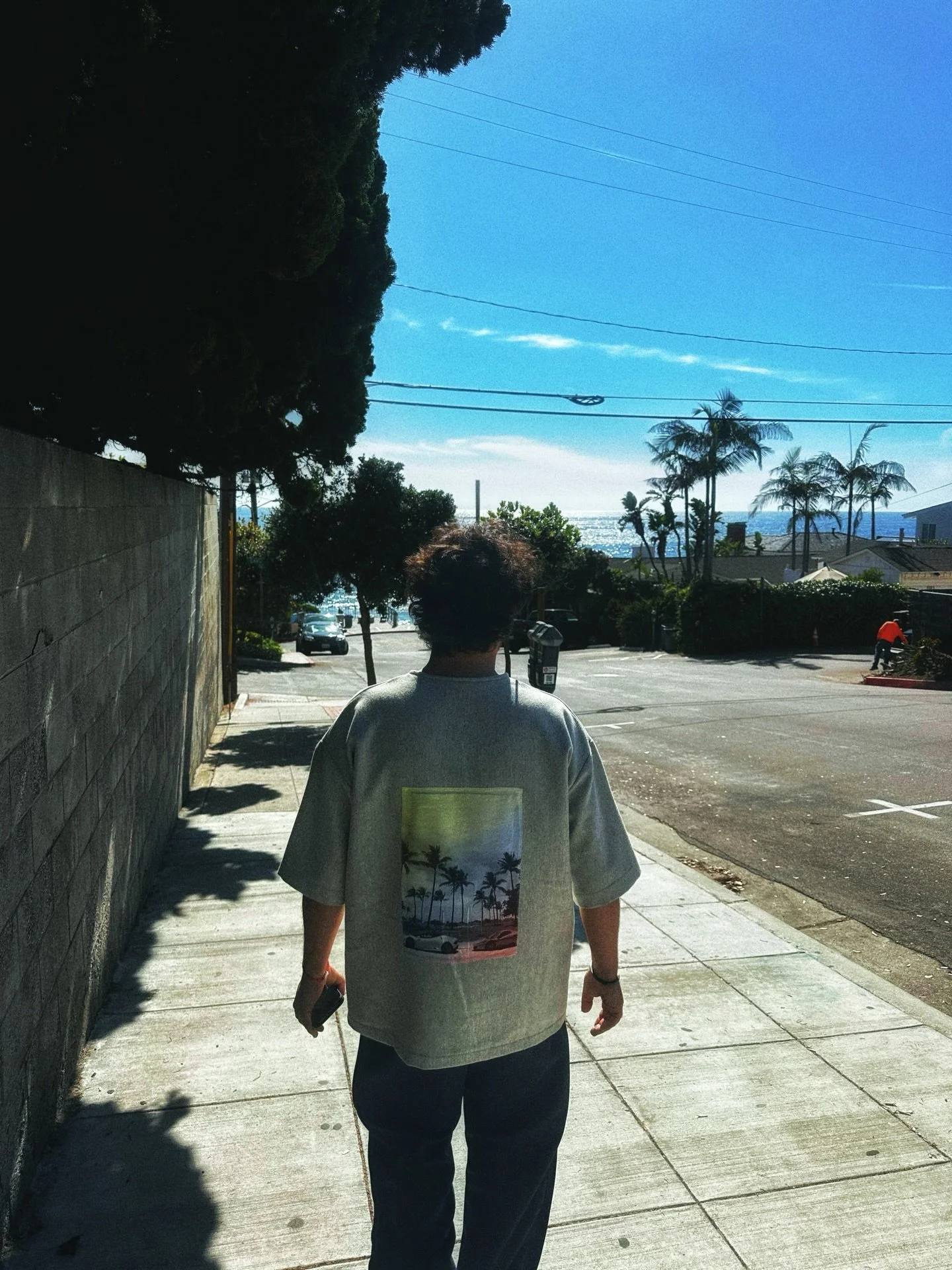 California so far 🌴❤️

A few days moving quietly between Los Angeles, Newport Beach and Laguna.
Early light, long drives, familiar places that still feel new.

Private fittings.
Slow conversations.
Pieces finding the right people, one by one.

Morni