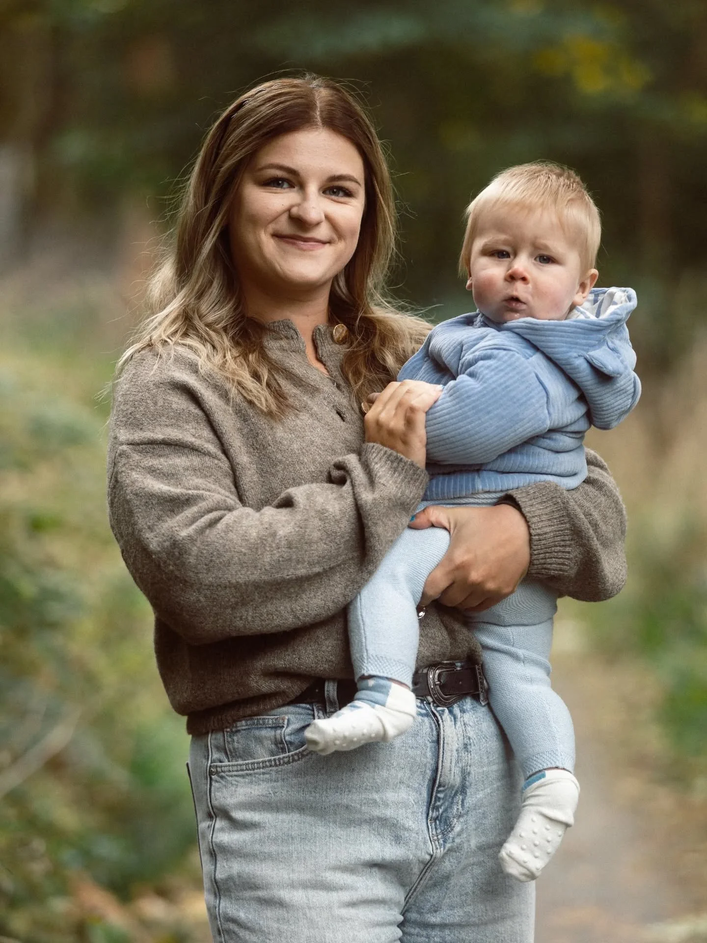 Do you know what makes for a good family photoshoot?

A smile, a cuddle, a chase, a game, a lesson, a laugh, and last of all, you!!

Thanks to Olga and Rory for calling on me to shoot this sessions photos. 

It was an absolute joy shooting with you a