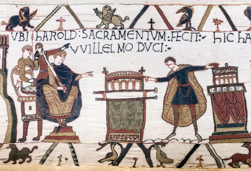 Bayeux Tapestry : Scene 23: Harold swearing oath on holy relics to ...