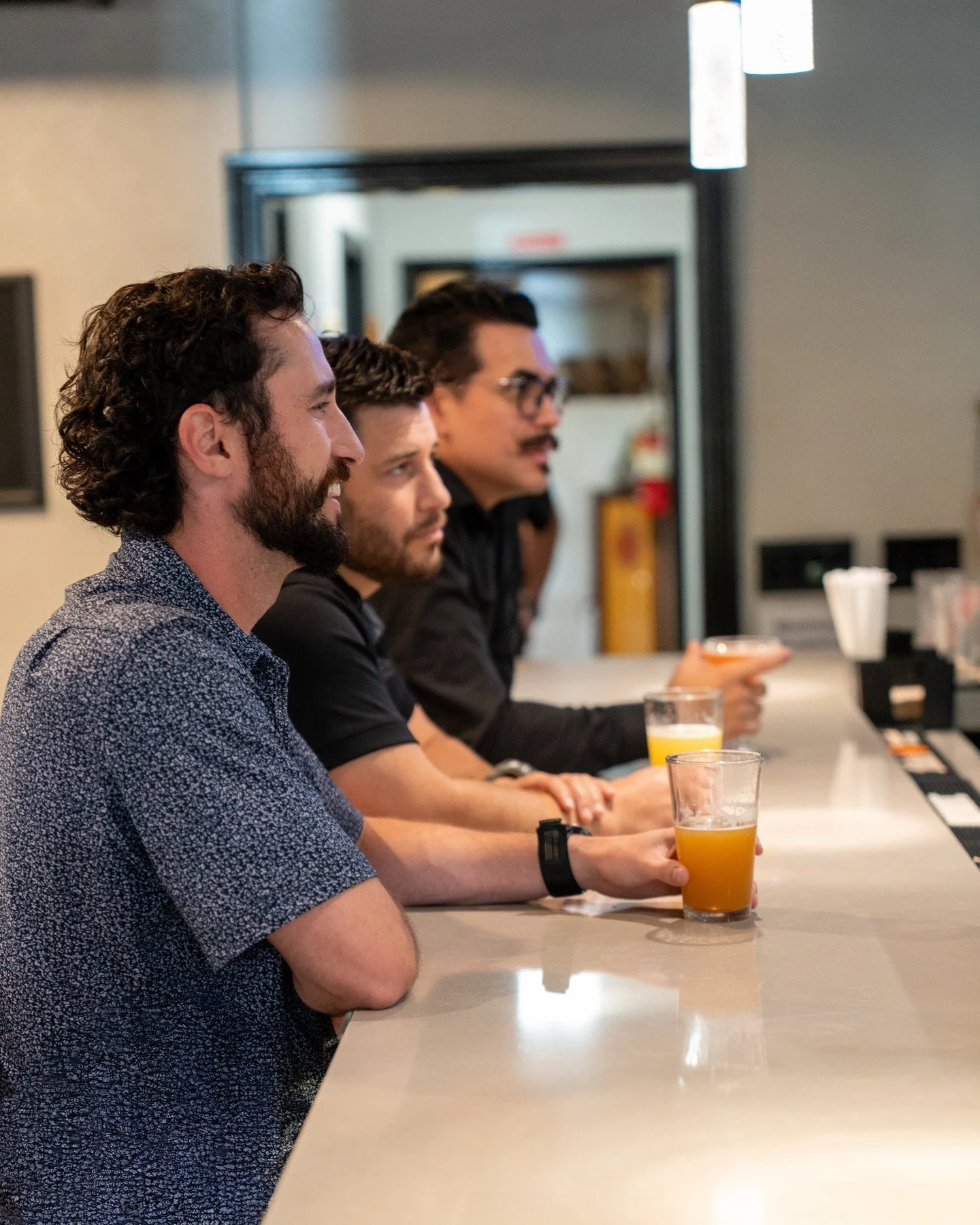 Good drinks. Great company. Even better stories. Boys night done right at Vintage. 🍻
ㅤ
#VintageVibes #BoysNightOut #ReddingCA #Cocktails #BarLife #DrinkLocal #Foodie #ThisIsRedding #Cheers