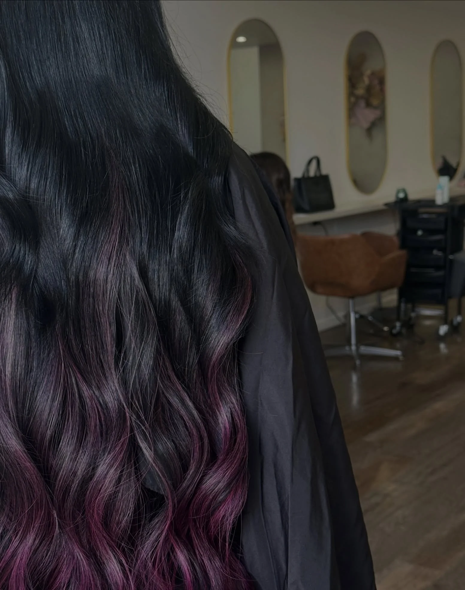 Want to try a new colour without fully committing? ✨

Hair extensions are the perfect way to experiment with different tones, add dimension or introduce pops of colour without colouring your natural hair.

Whether you&rsquo;re wanting to go lighter, 