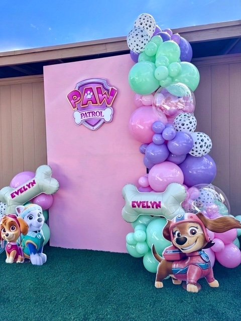 Paw Patrol birthday balloon display