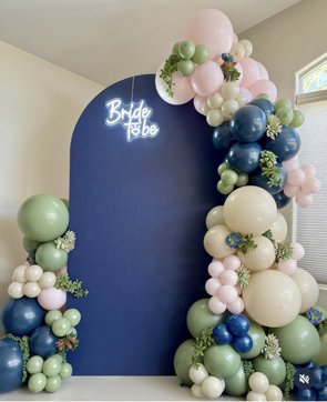 Bridal shower balloon display