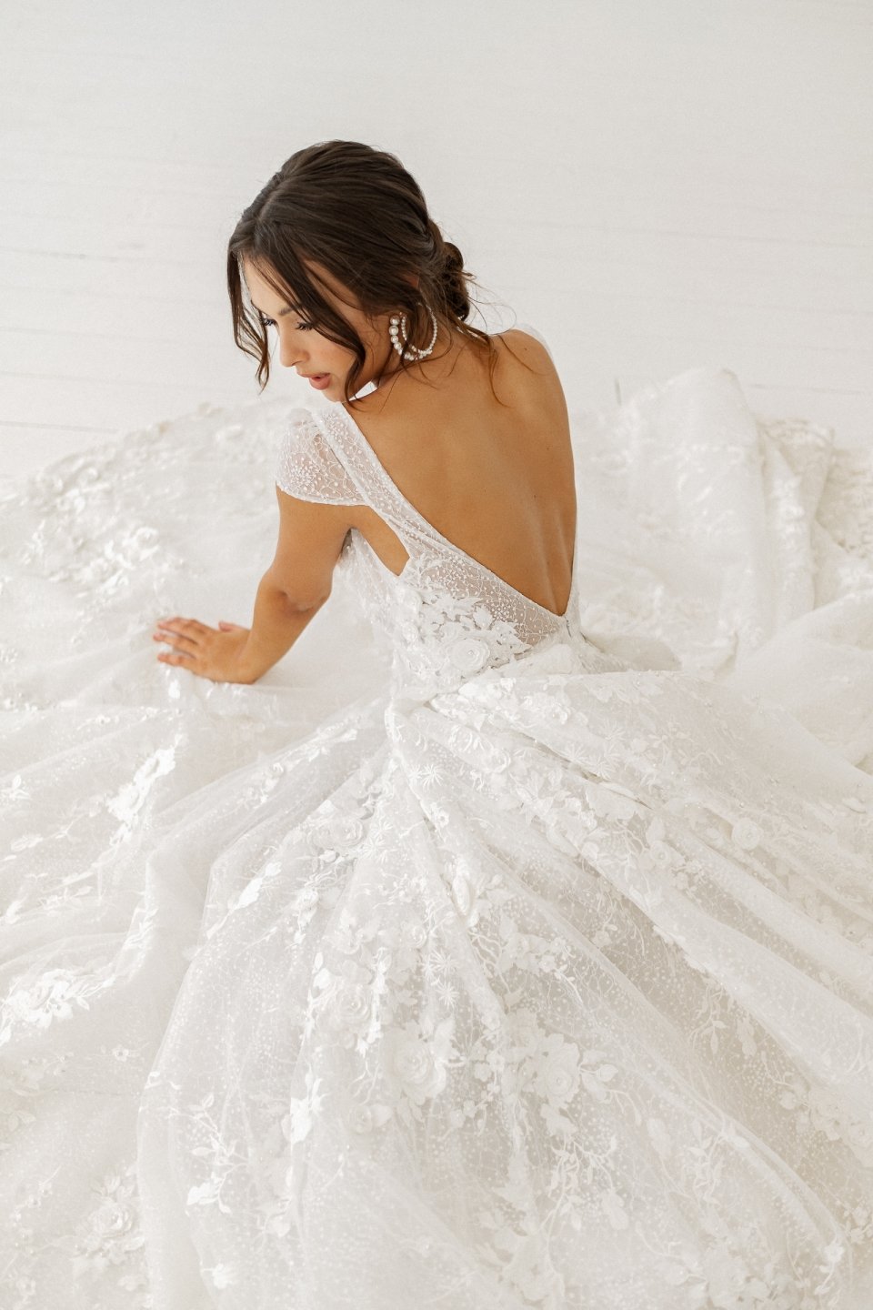 blanc-de-blanc-bridal-boutique-pittsburgh-cleveland-dress-wedding-gown-DARLING_Cherie-byOui-.jpeg