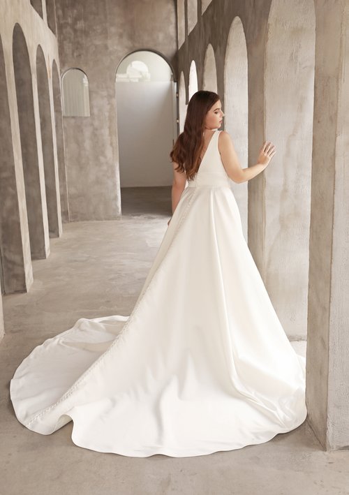 blanc-de-blanc-bridal-boutique-pittsburgh-cleveland-dress-wedding-gown-jillian-back.jpeg