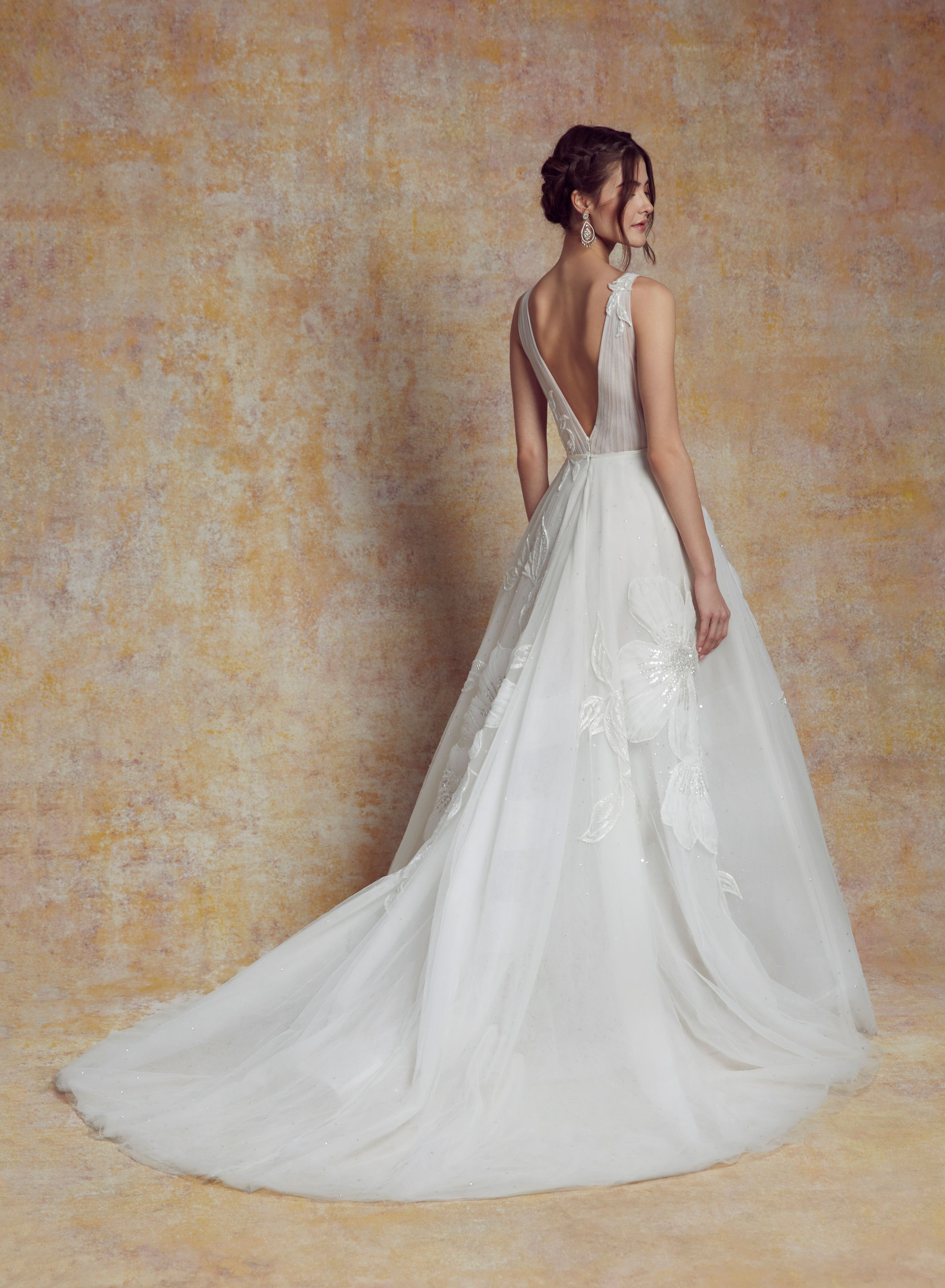 blanc-de-blanc-bridal-boutique-cleveland-dress-wedding-gown-Elle (1).jpeg