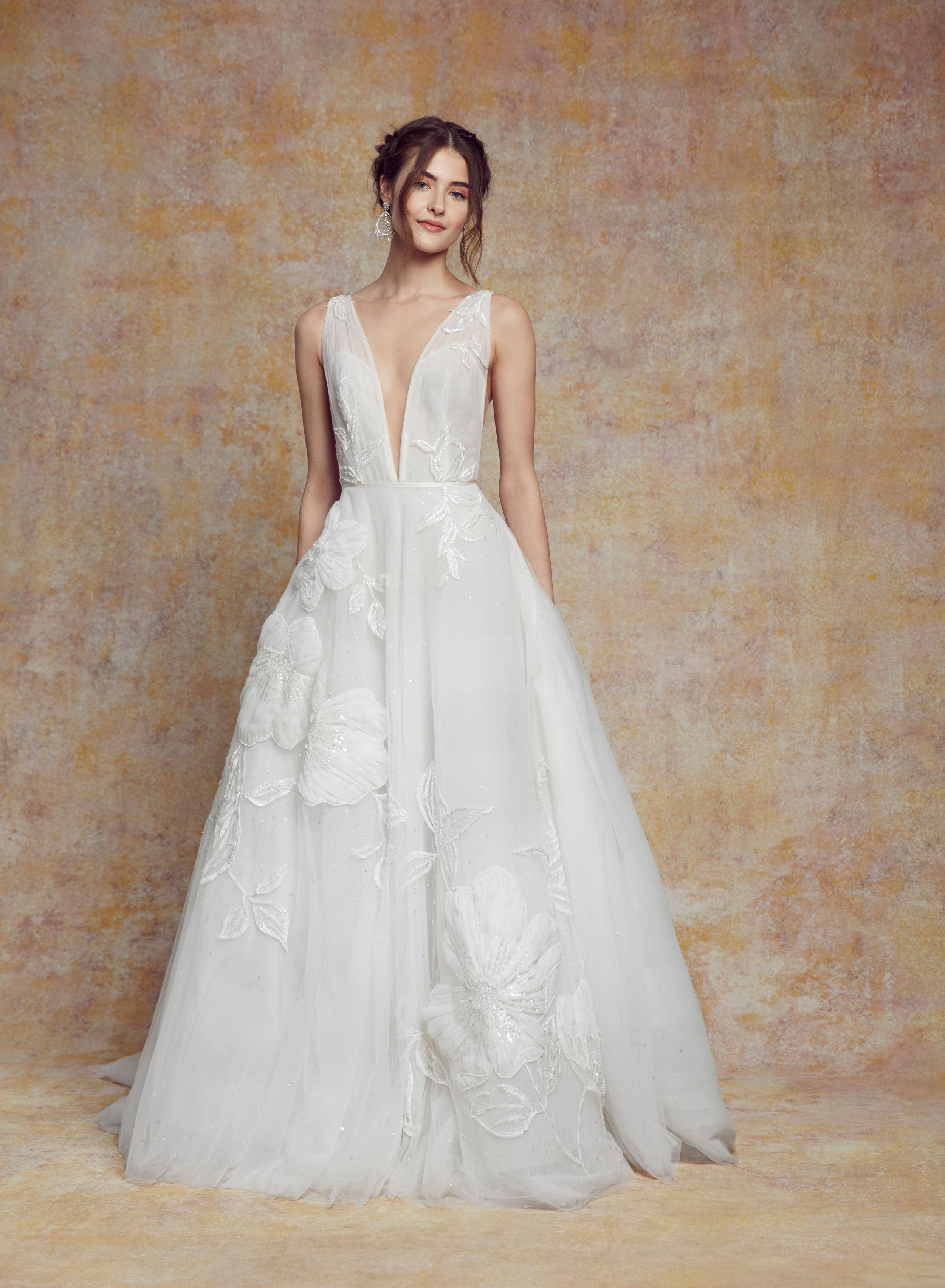 blanc-de-blanc-bridal-boutique-cleveland-dress-wedding-gown-Elle.jpeg