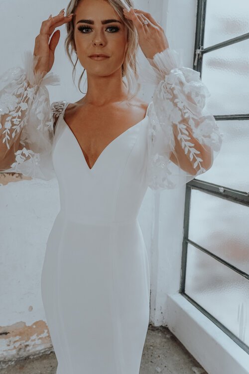 blanc-de-blanc-bridal-boutique-cleveland-dress-wedding-gown-opal-details.jpeg
