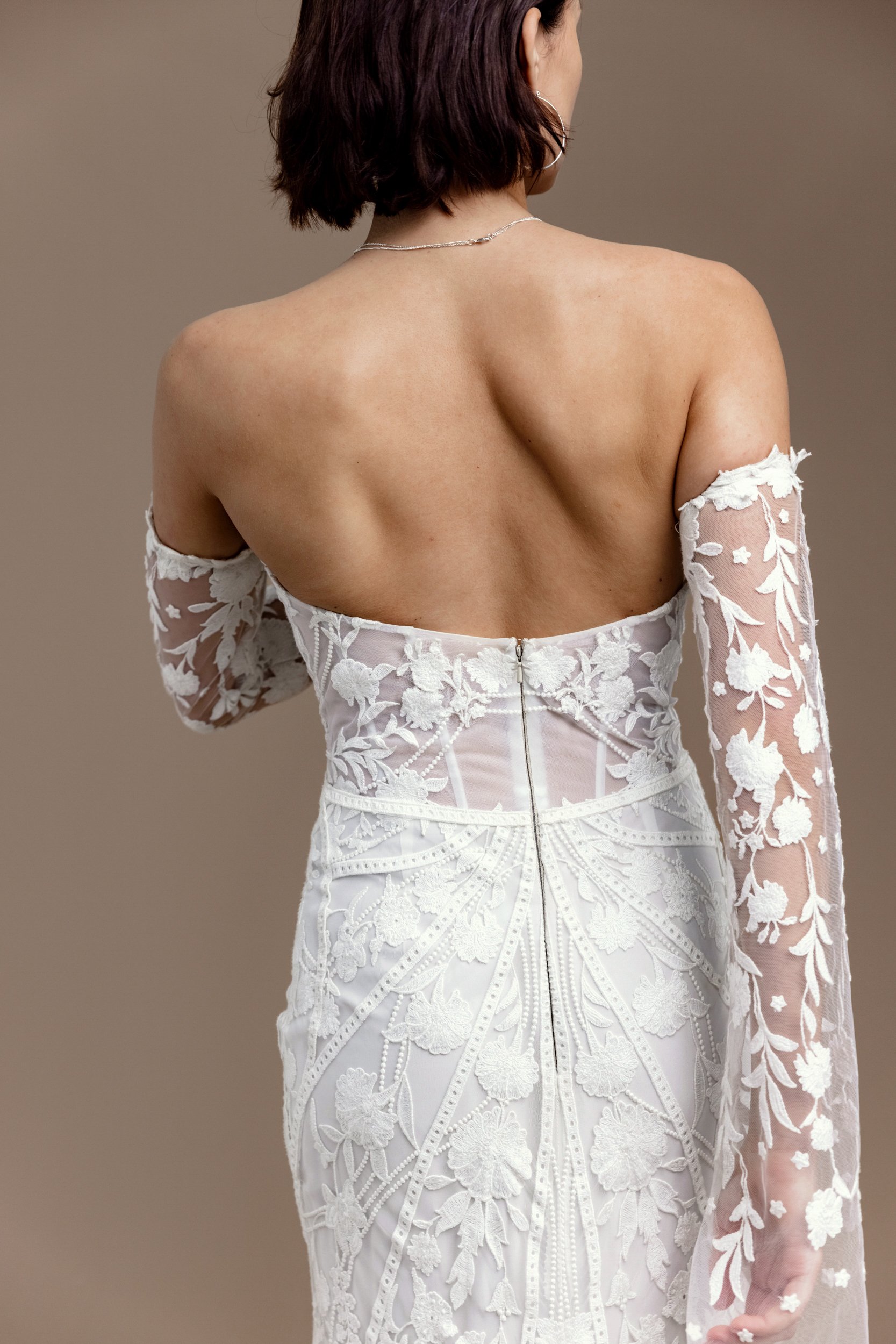 blanc-de-blanc-birdal-boutique-pittsburgh-dress-wedding-gown-rue-de-seine-jericho-sleeves.jpg