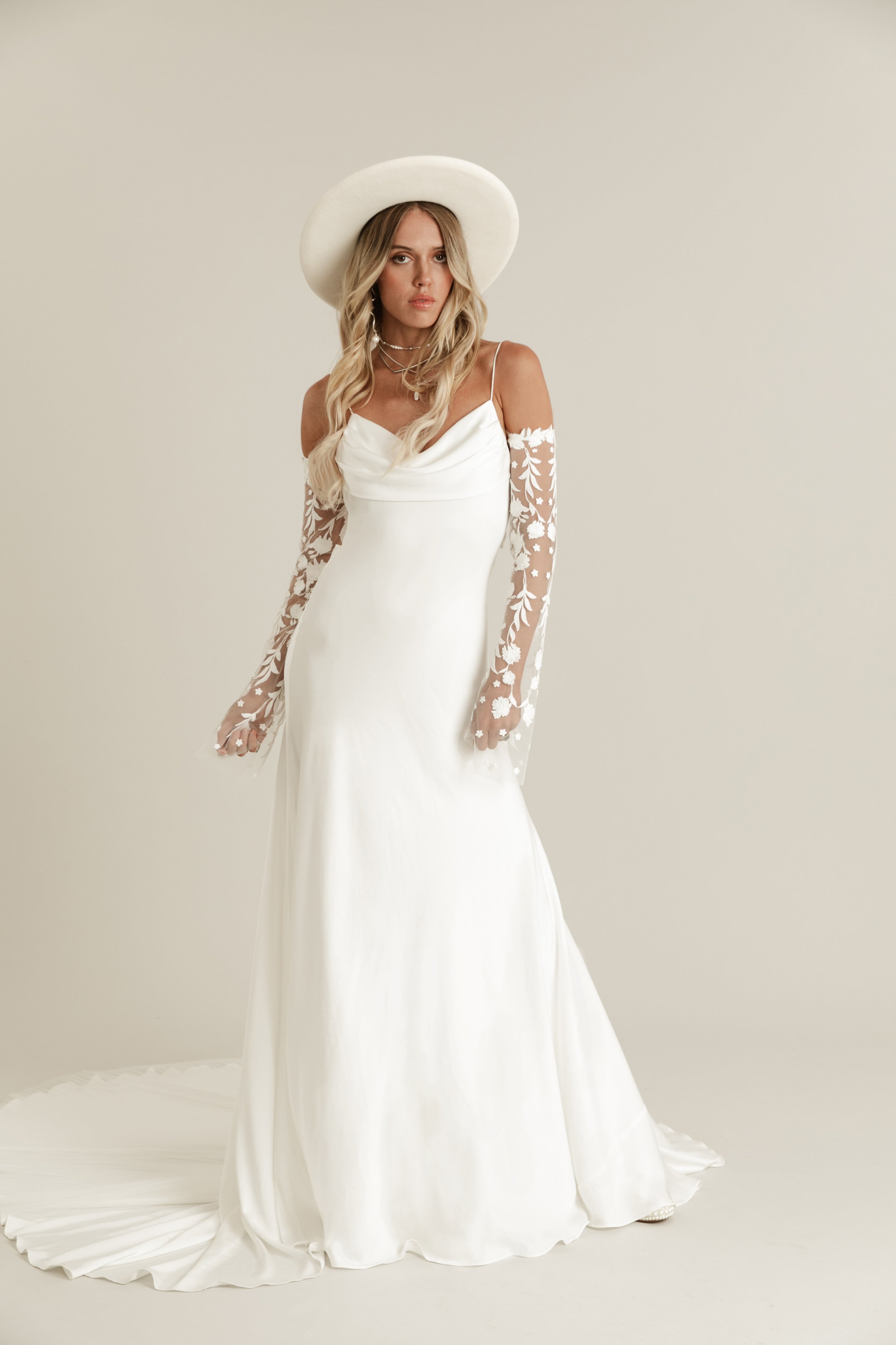 blanc-de-blanc-birdal-boutique-pittsburgh-dress-wedding-gown-rue-de-seine-wells-sleeves.jpg