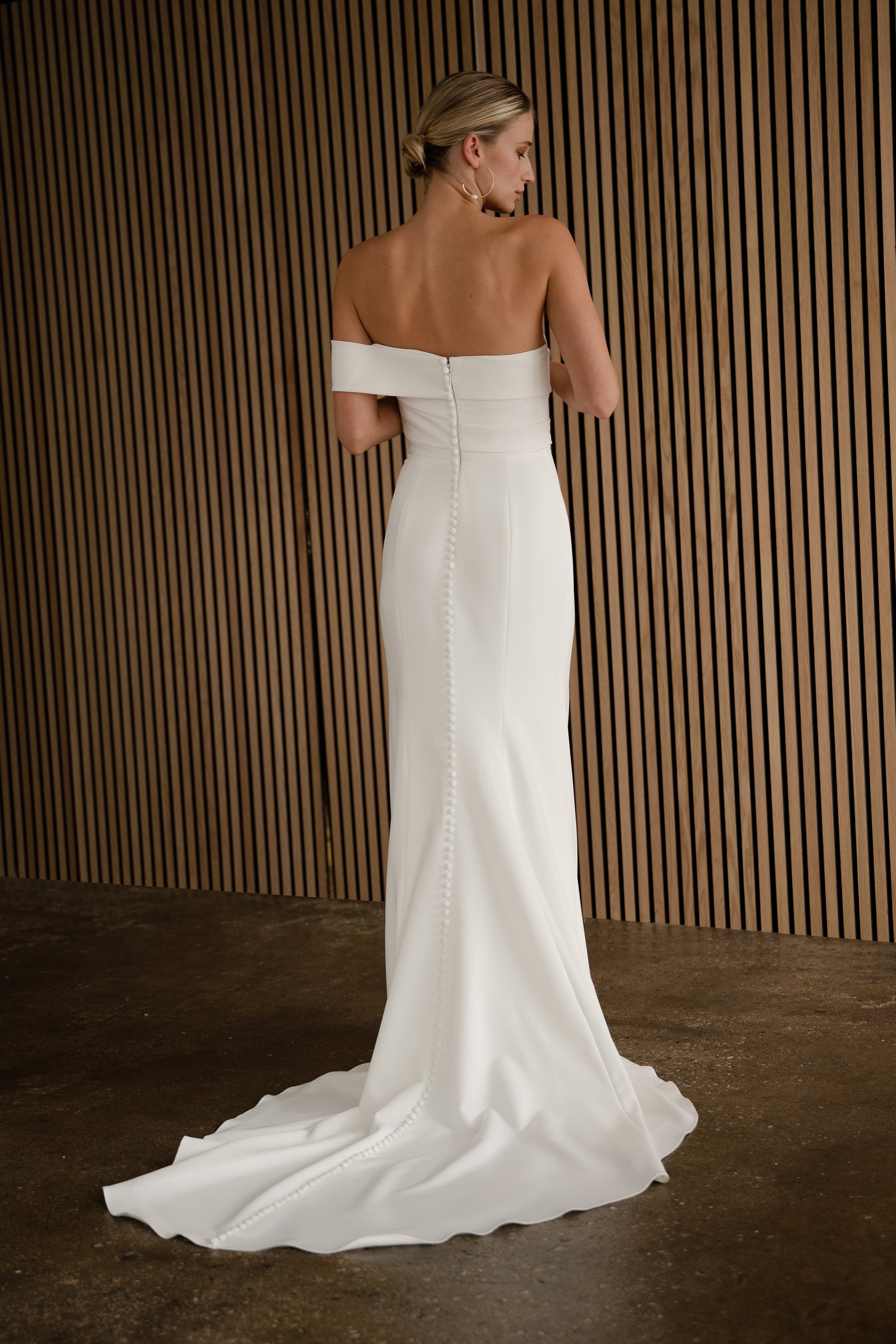 blanc-de-blanc-bridal-boutique-pittsburgh-cleveland-dress-wedding-gown-jenny-yoo-henley-back.jpg