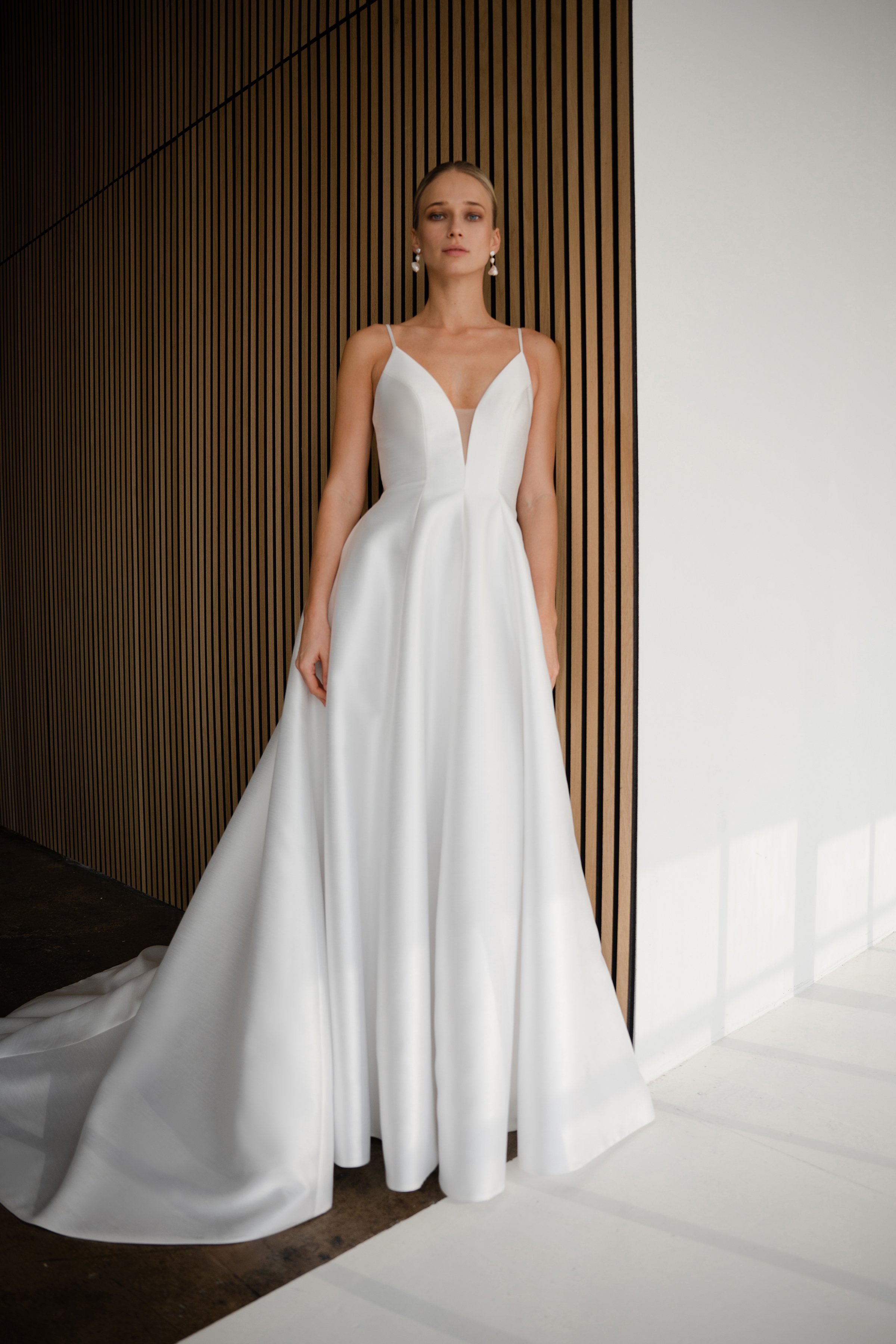 blanc-de-blanc-bridal-boutique-pittsburgh-cleveland-dress-wedding-gown-jenny-yoo-tamson-front.jpg