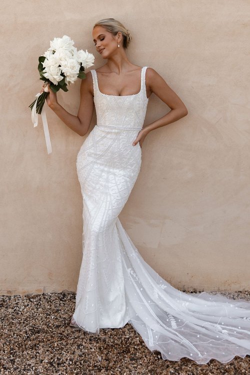 Blanc-de-blanc-bridal-boutique-pittsburgh-cleveland-dress-wedding-gown-Anna-campbell-rome.jpeg