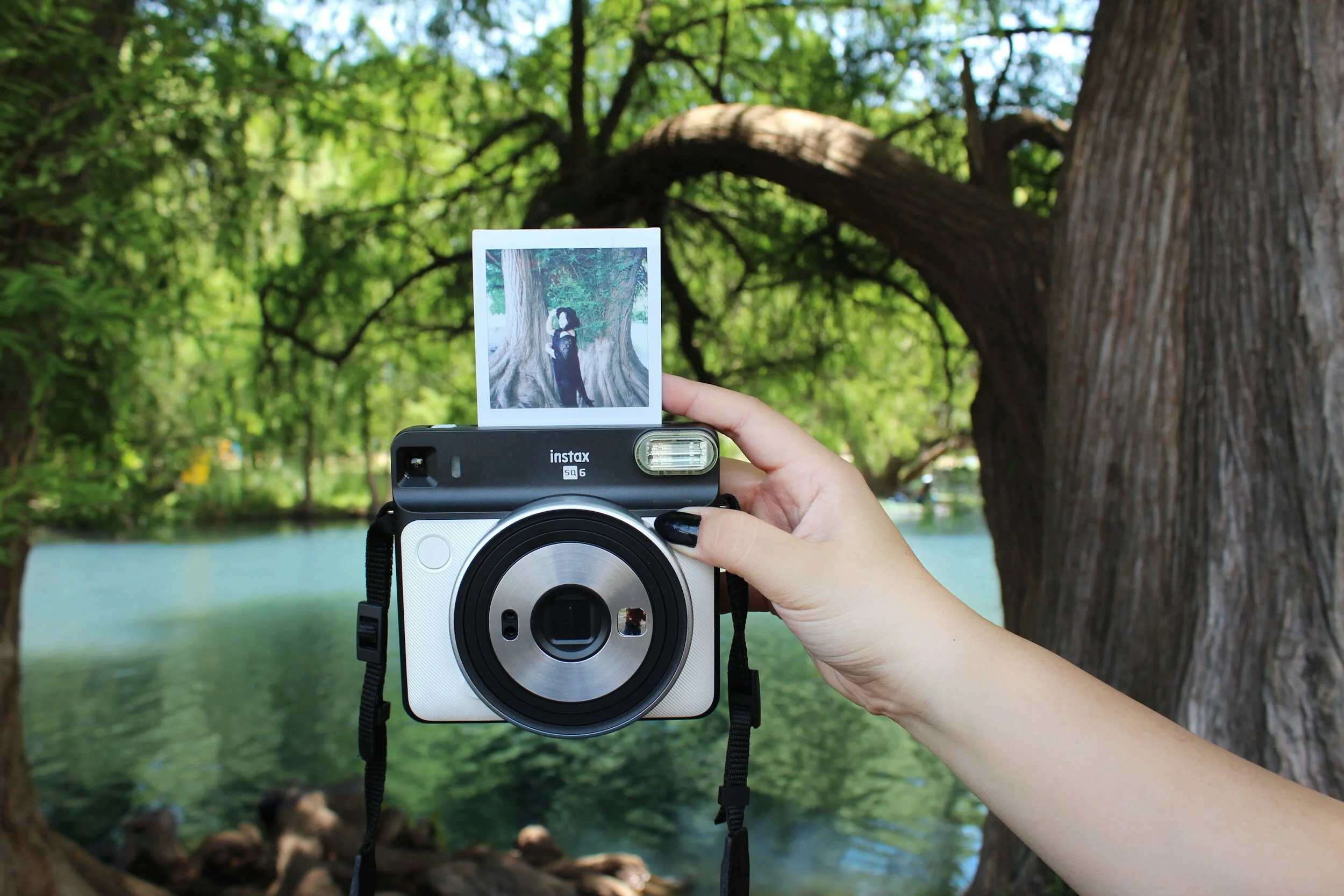 How do Instant Cameras work?