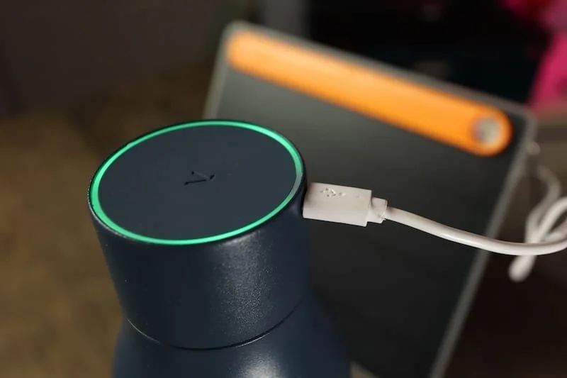 How do selfcleaning water bottles work? — Learn how Gadgets Work One