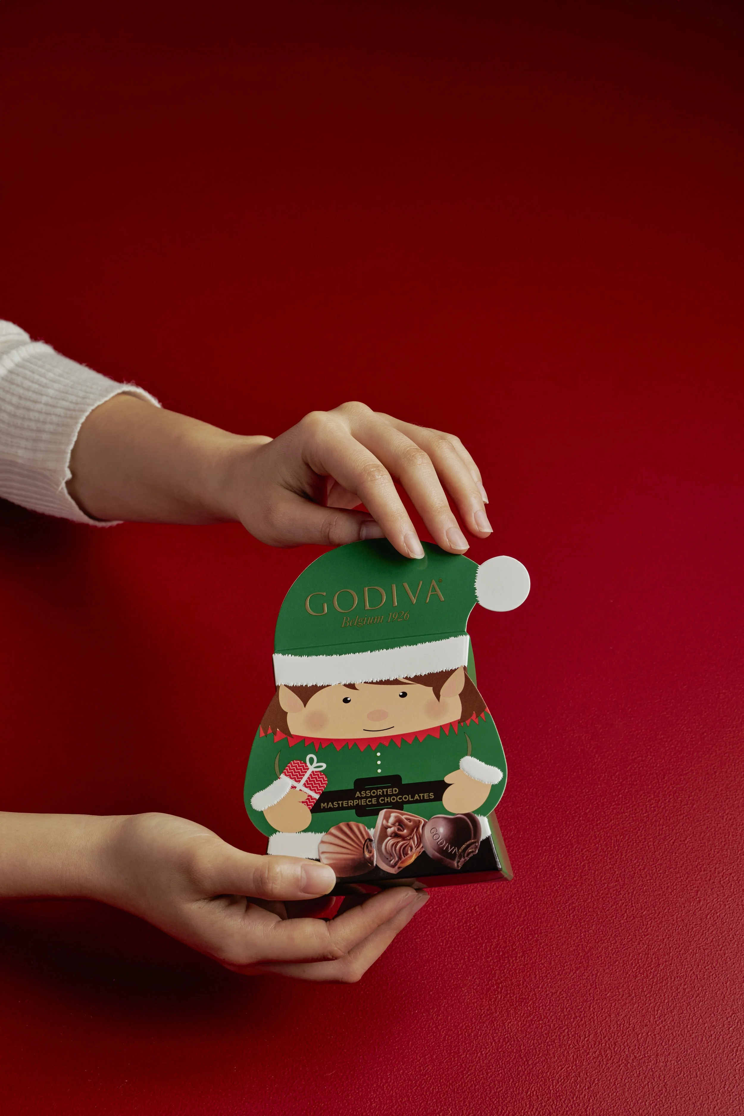 priscilia-goh-hand-model