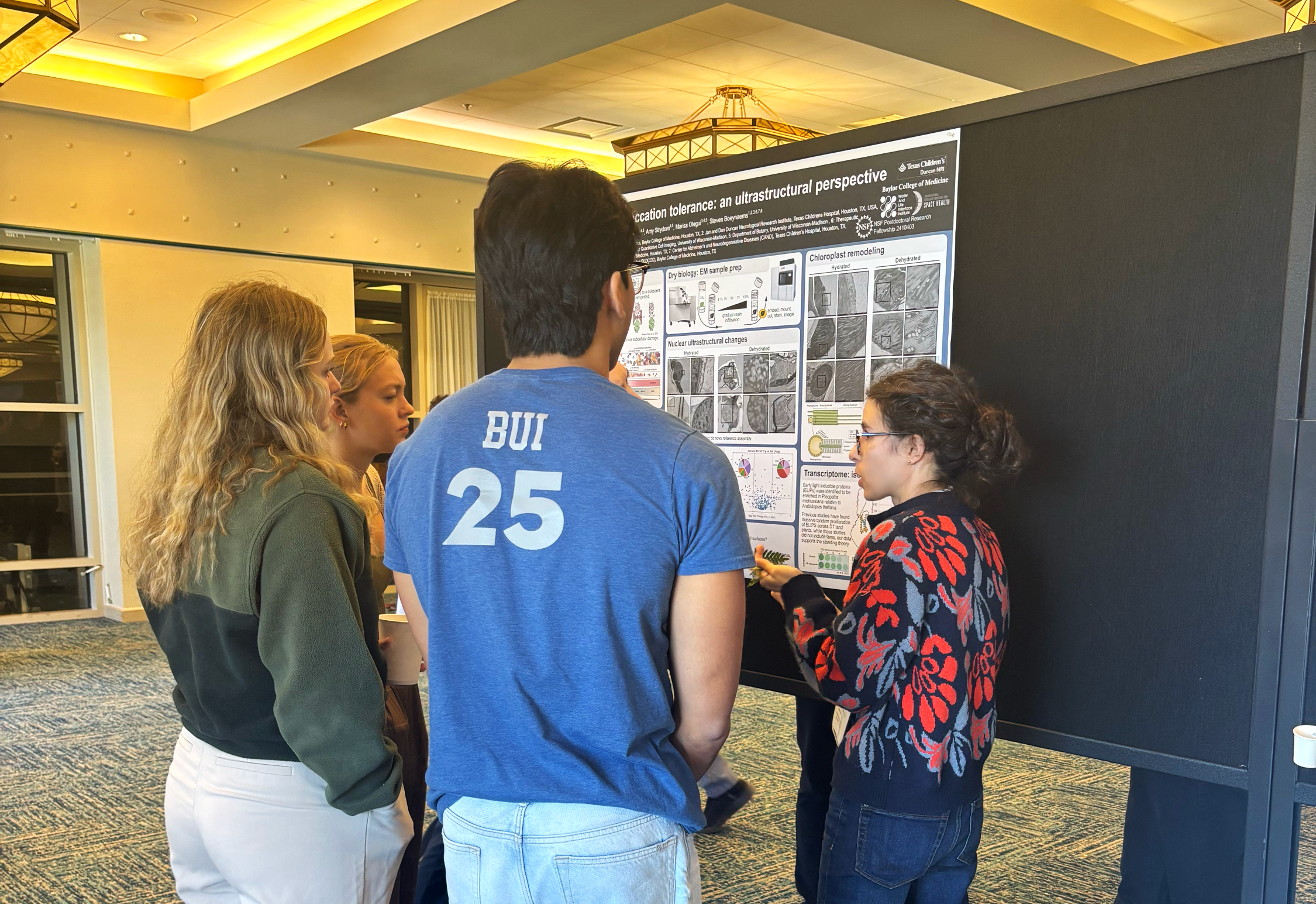 Olivia talking ferns at the Genetics retreat - January 2026