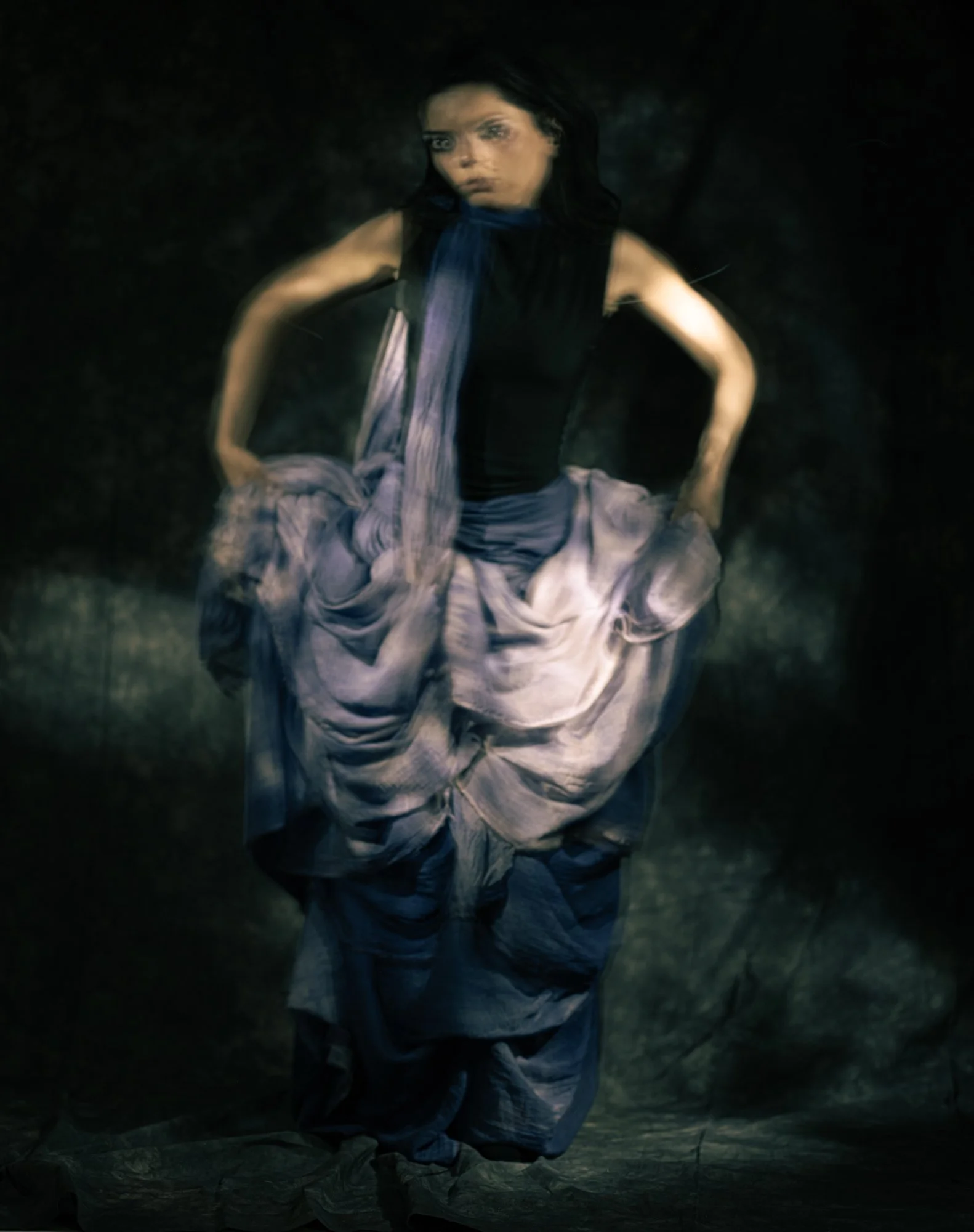 Emy Light Painting #3.jpg