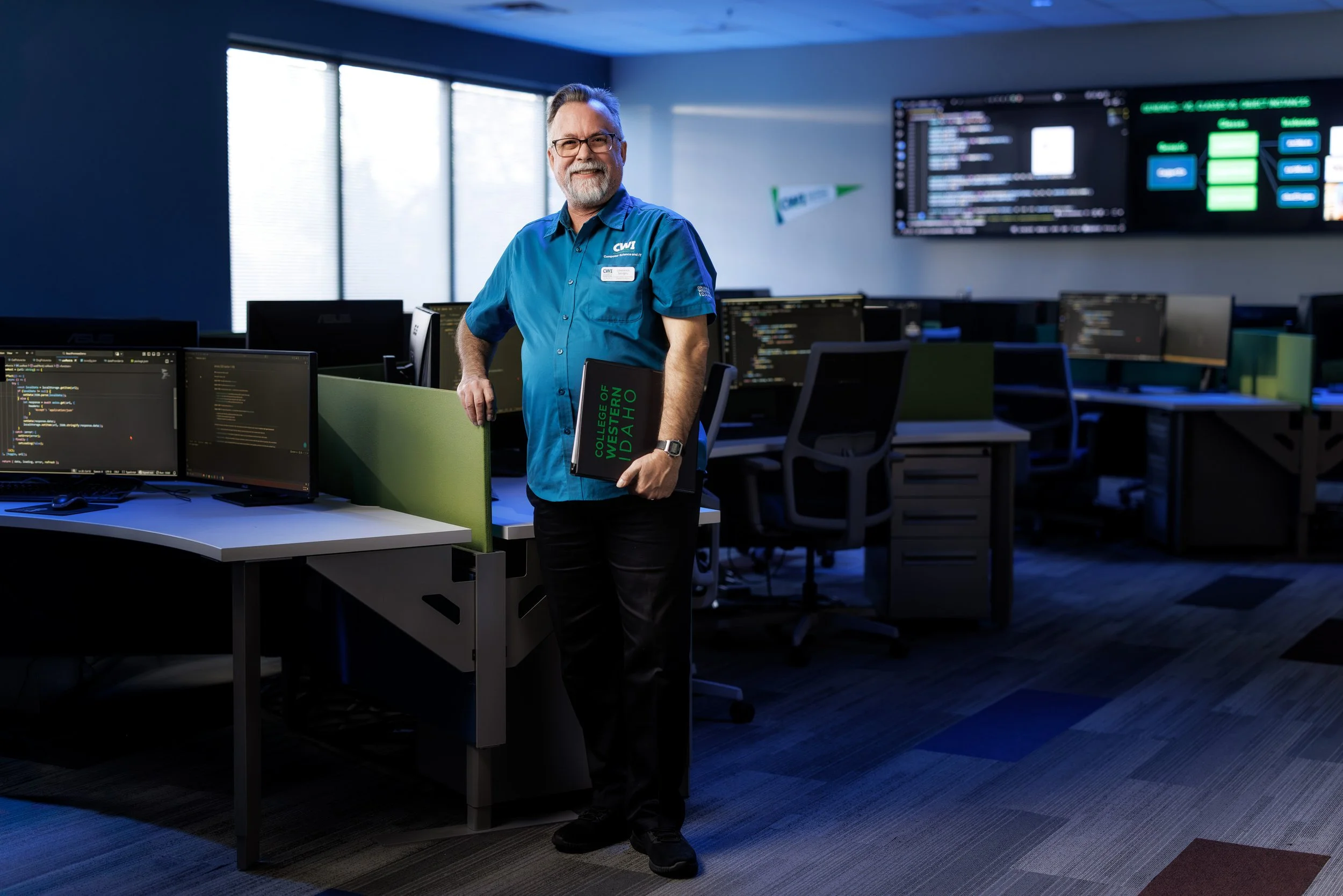 CWI_Tech - Against - 0853-1.jpg