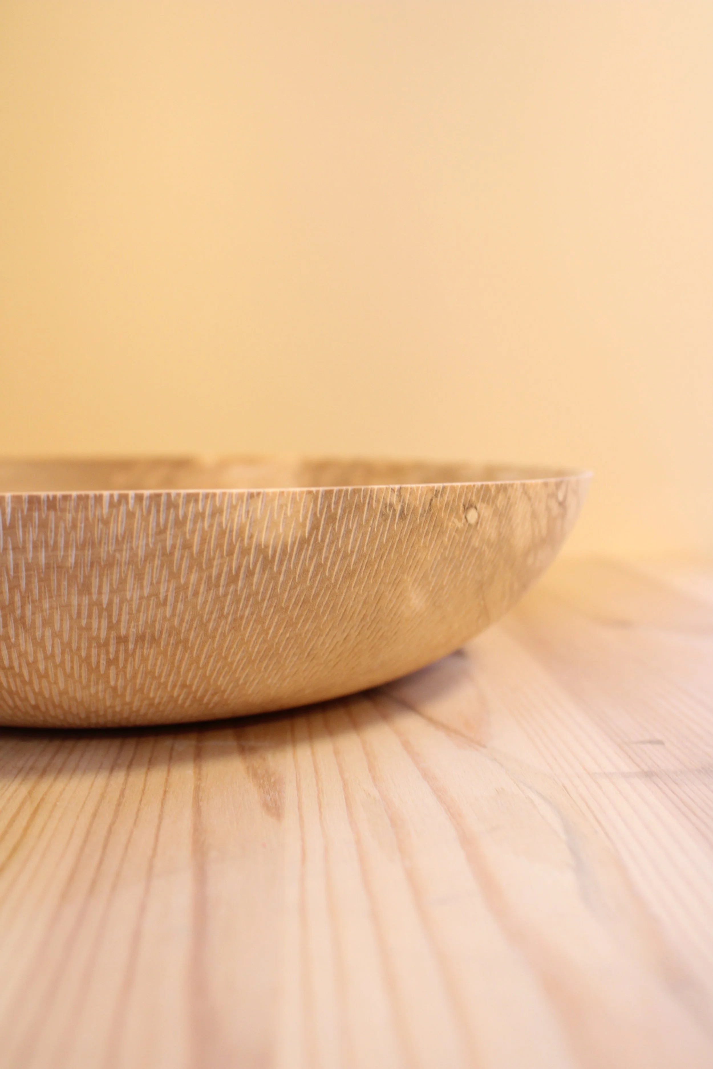 Bolle i bjørk med tekstur