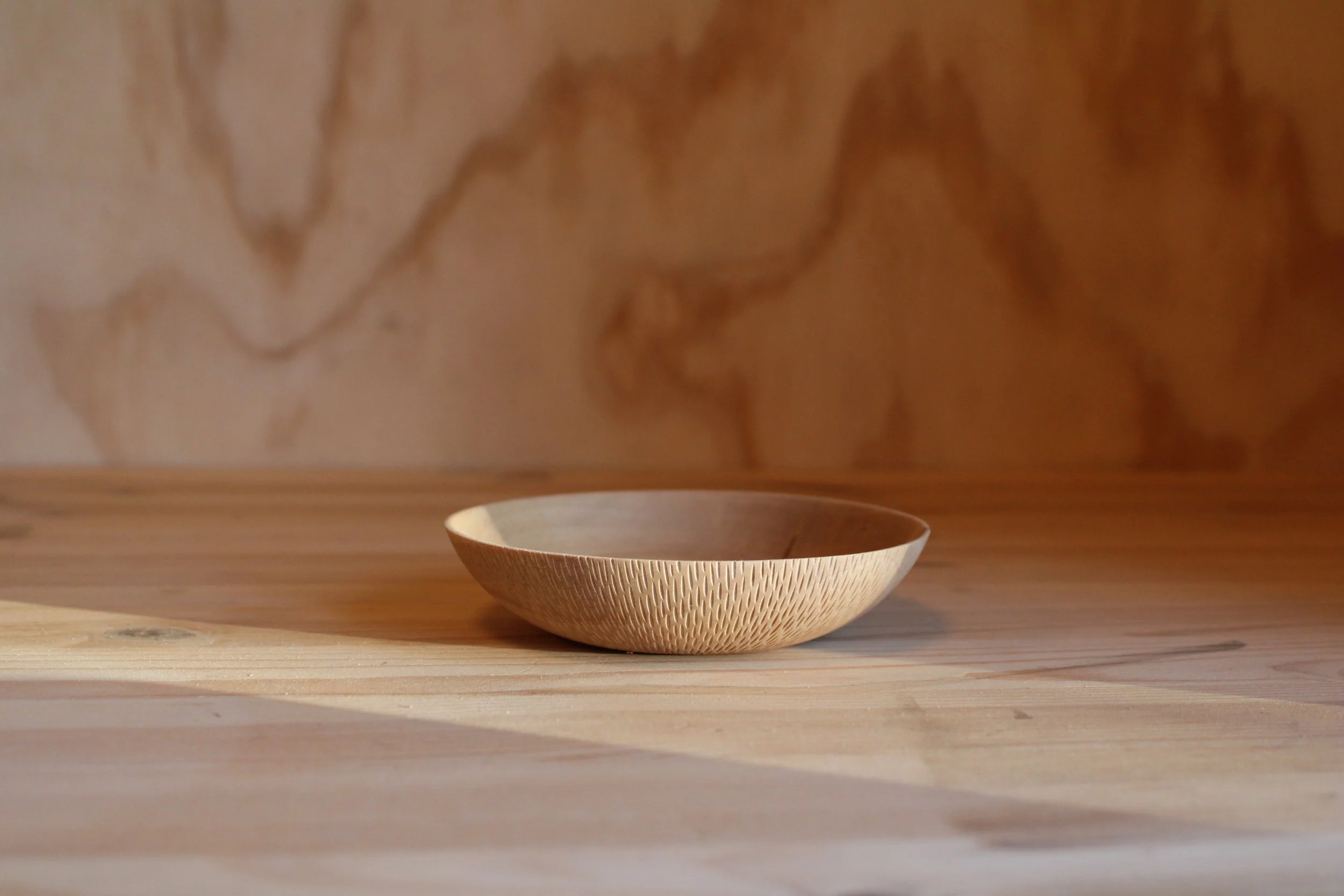 Bolle i bjørk med tekstur