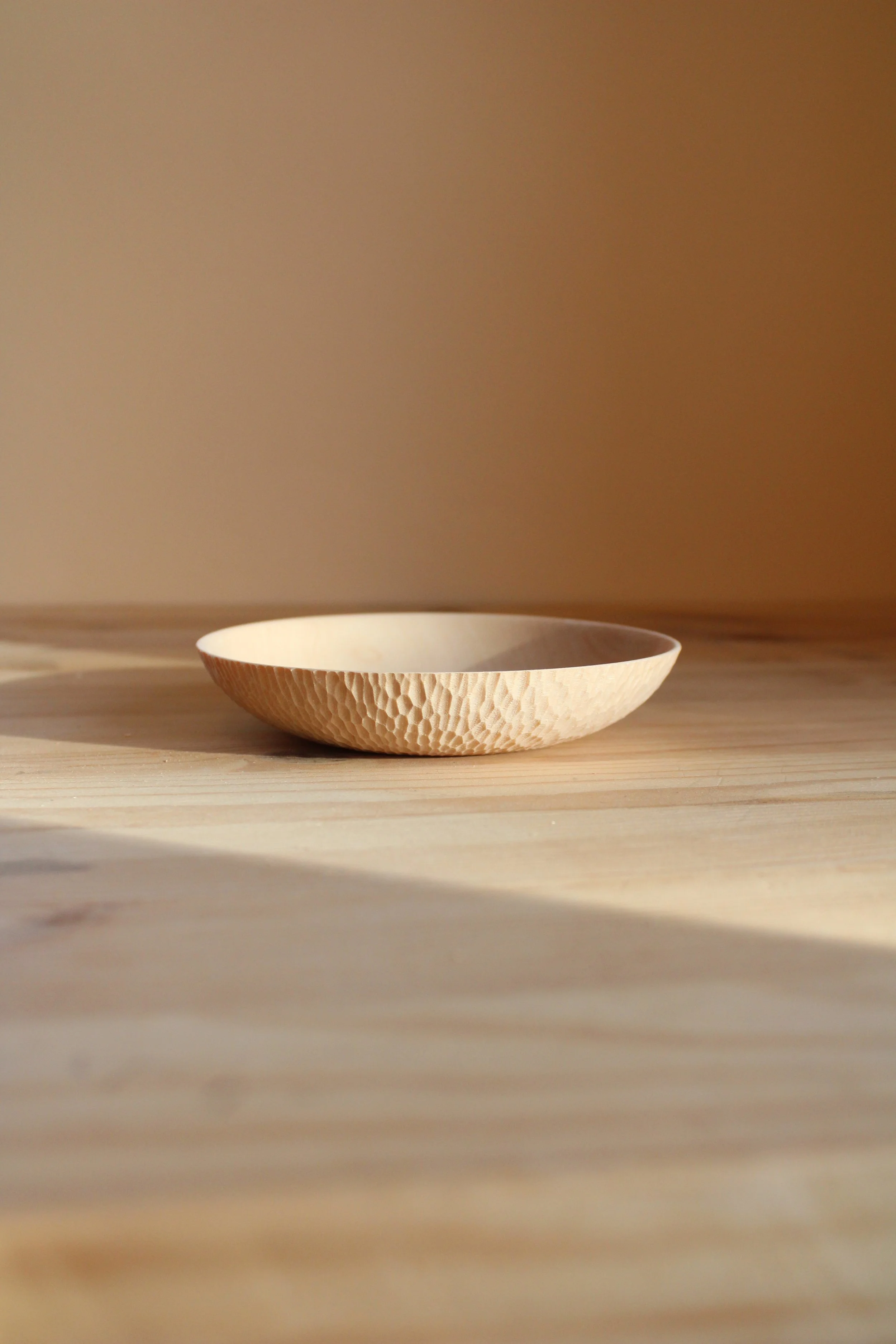 Bolle i bjørk med tekstur