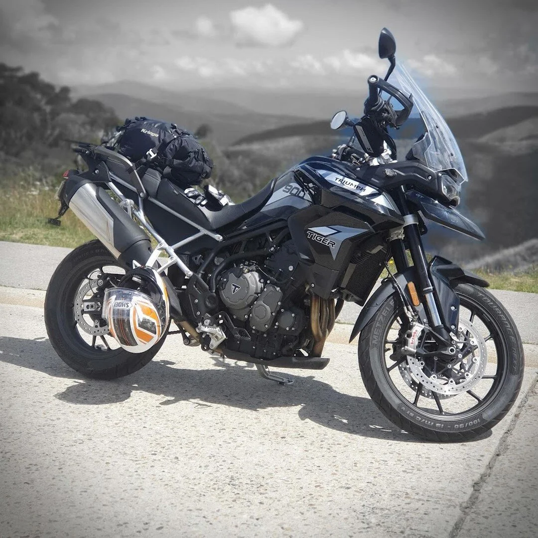I lost some confidence when I bought a new motorbike. This is how I got my mojo back. Quick 7 minute read. See link in my Bio. 

#gainingconfidenceonamotorcycle #dontgiveuponyourself #trust #buyinganewmotorcycle #triumphtiger900gt