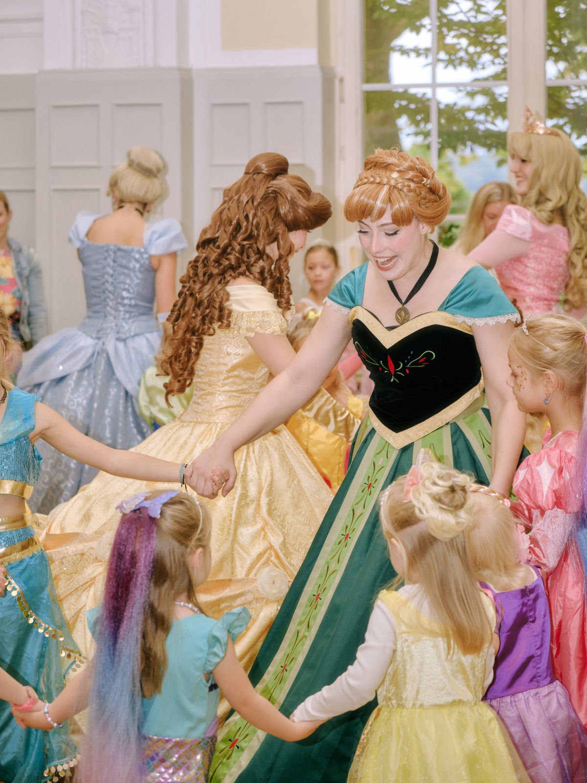 Eisprinzessin Kindergeburtstag buchen in Essen und Umgebung