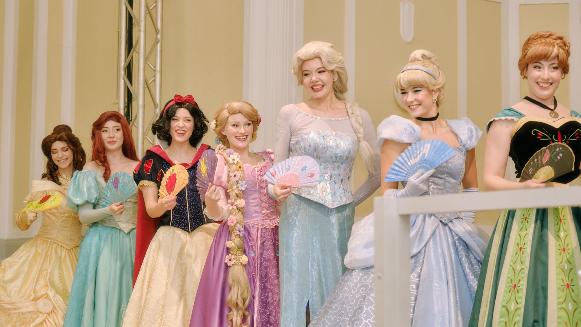 29 - Prinzessinnenball2025_VolleQualität (57).jpg