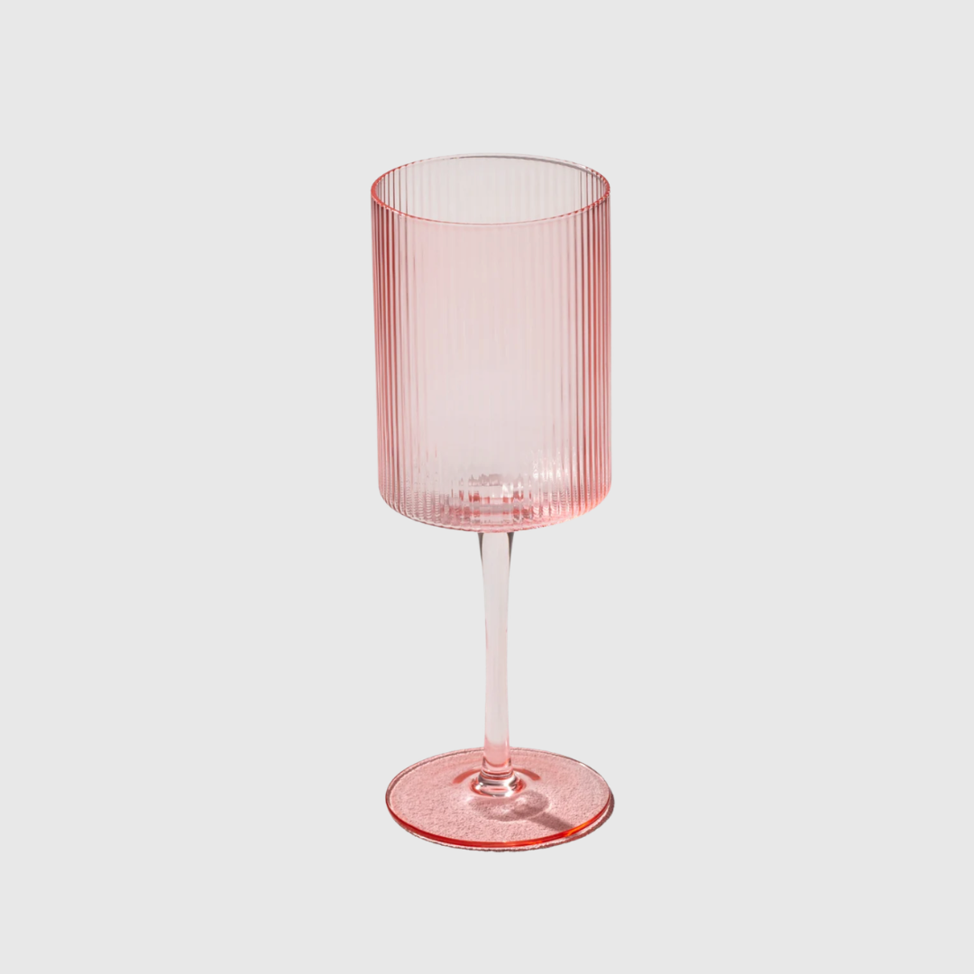 citrine-tablescapes-reed-blush-red-wine:stemmed-water.png