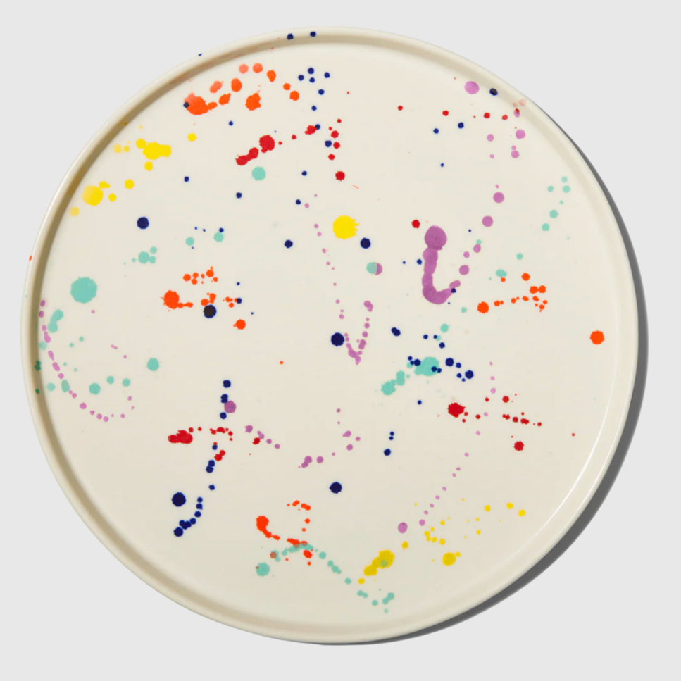 citrine-tablescapes-felt-charger-splatter.png